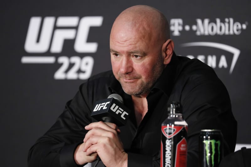 Dana White Slams Oscar De La Hoya For Chuck Liddell Tito Ortiz Fight Bleacher Report Latest News Videos And Highlights The fight happened under oscar de la hoya's golden boy mma promotion. chuck liddell tito ortiz fight