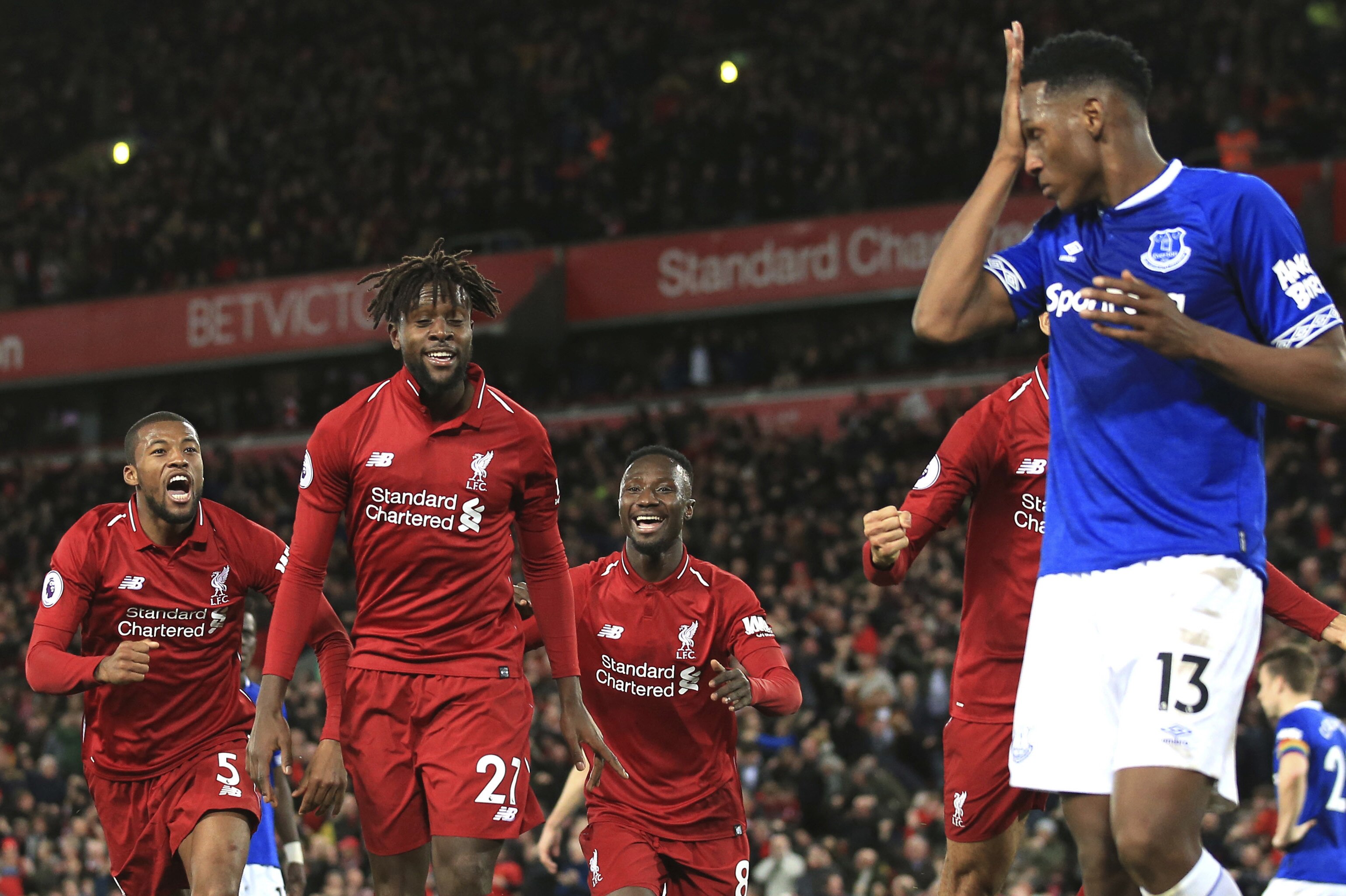 Epl Table 2018 Week 14 Standings After Sunday S Premier League Scores Bleacher Report Latest News Videos And Highlights