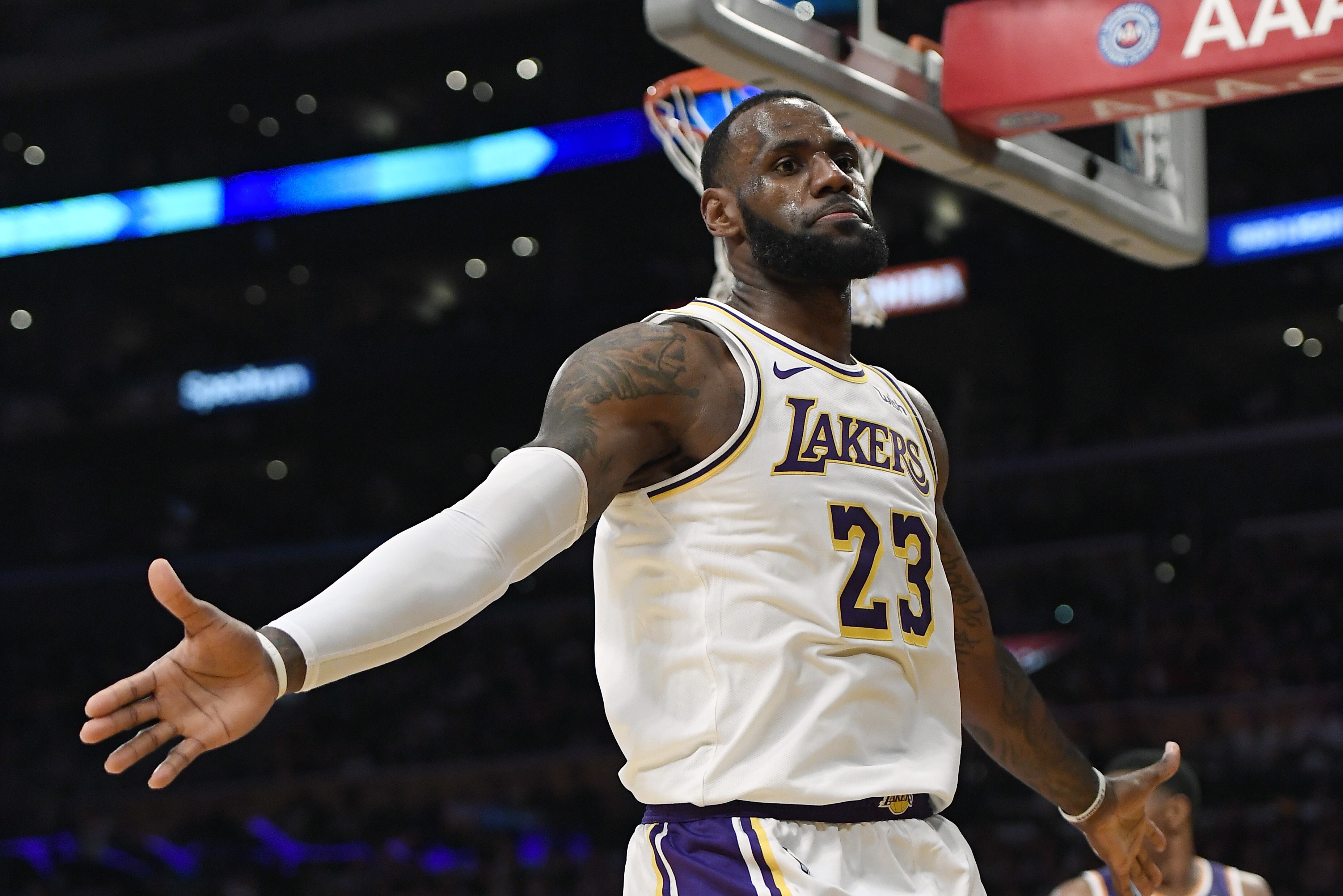 Lakers News Lebron James Discusses Playing Time Team S Transformation Bleacher Report Latest News Videos And Highlights