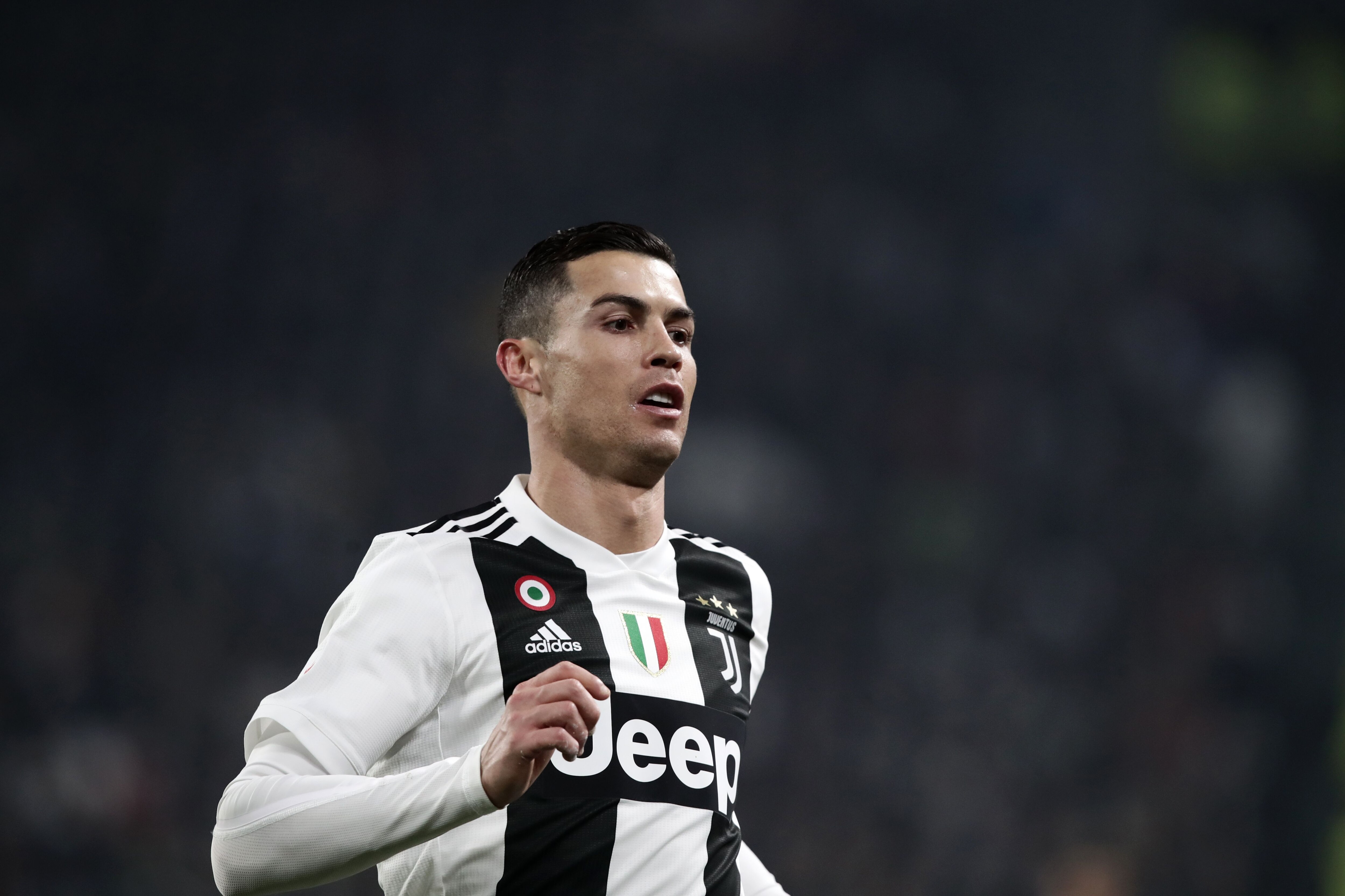 Cristiano Ronaldo Challenges Lionel Messi To Join Him In Serie A Bleacher Report Latest News Videos And Highlights