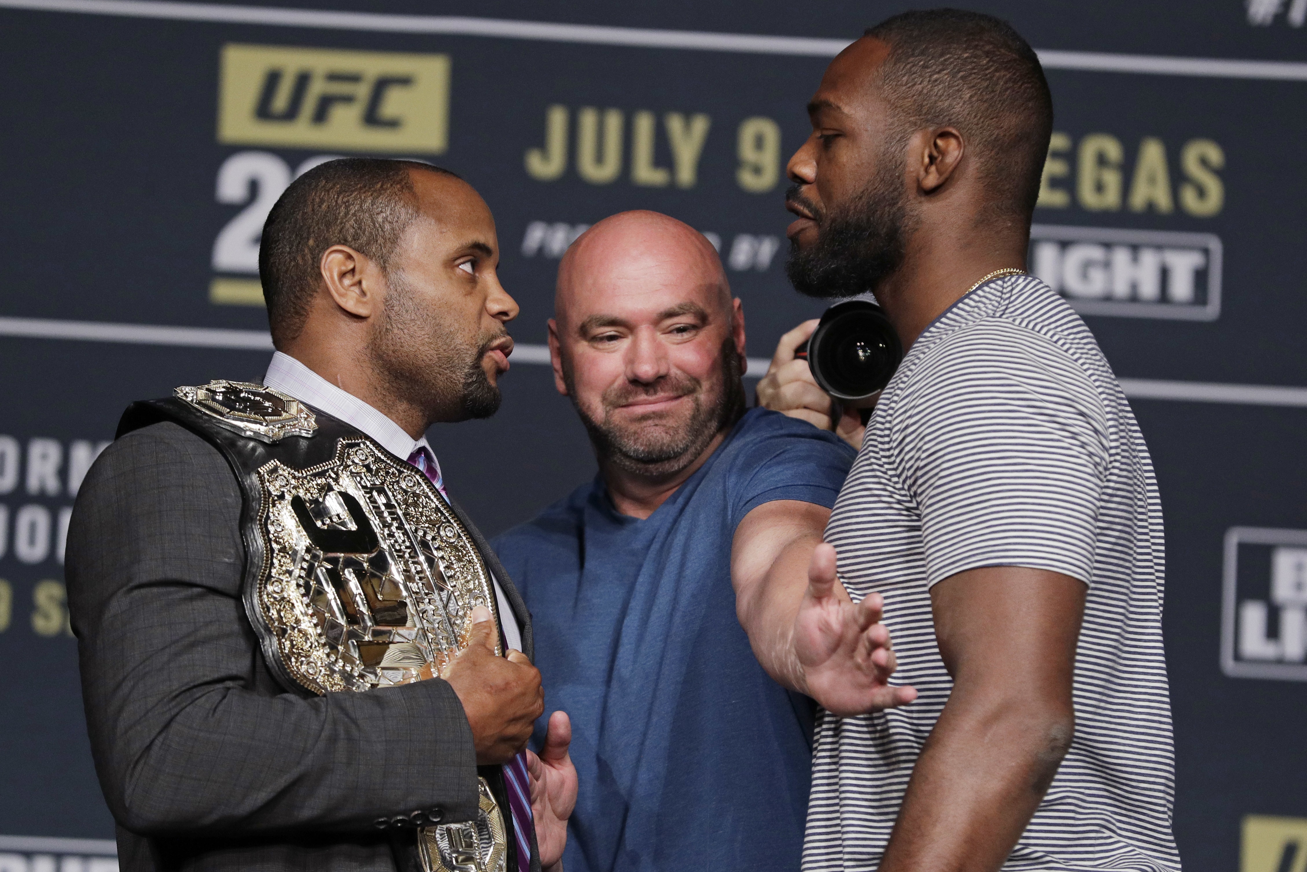 Daniel Cormier Absurd To Say Jon Jones Is Afraid Of Francis Ngannou