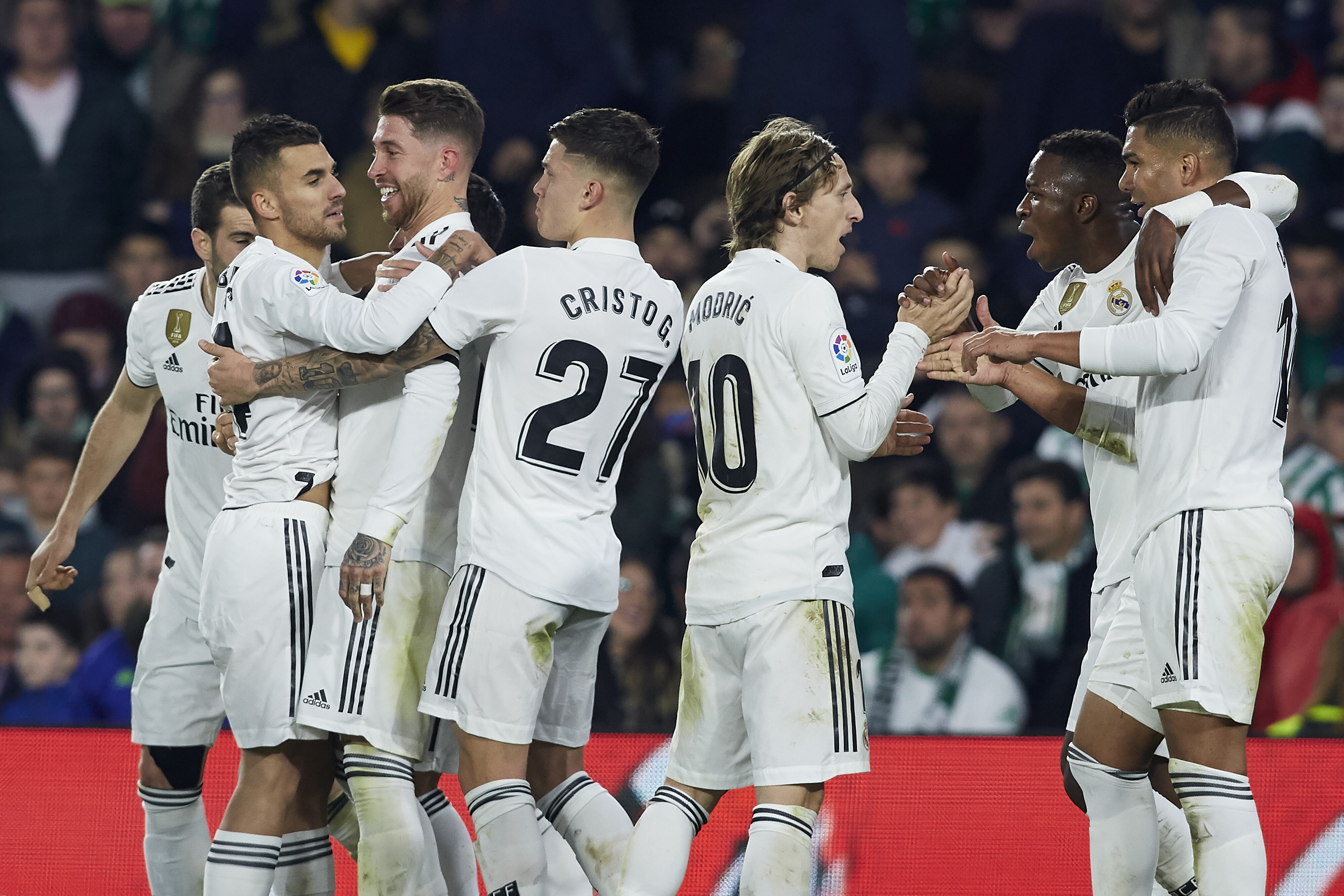 Real Madrid Vs Sevilla Fc Odds Preview Live Stream Tv Info Bleacher Report Latest News Videos And Highlights