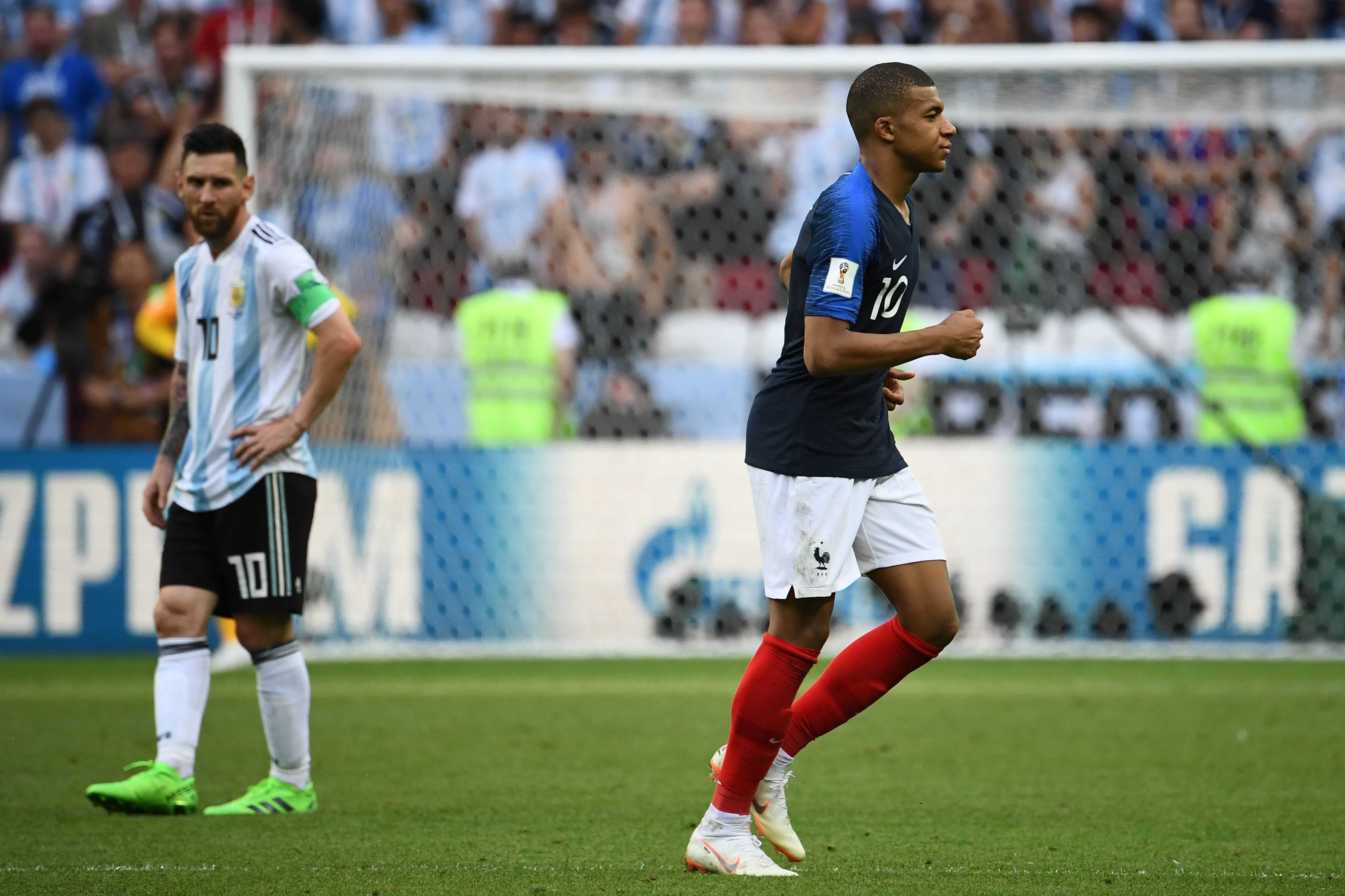 Lyon S Marcelo Says Kylian Mbappe A Tougher Opponent Than Lionel Messi Bleacher Report Latest News Videos And Highlights