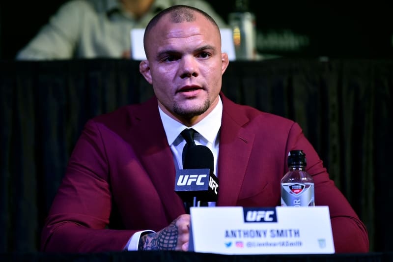 Anthony Smith Says I M Gonna Finish Jon Jones Urges Fans To Bet On Him Bleacher Report Latest News Videos And Highlights
