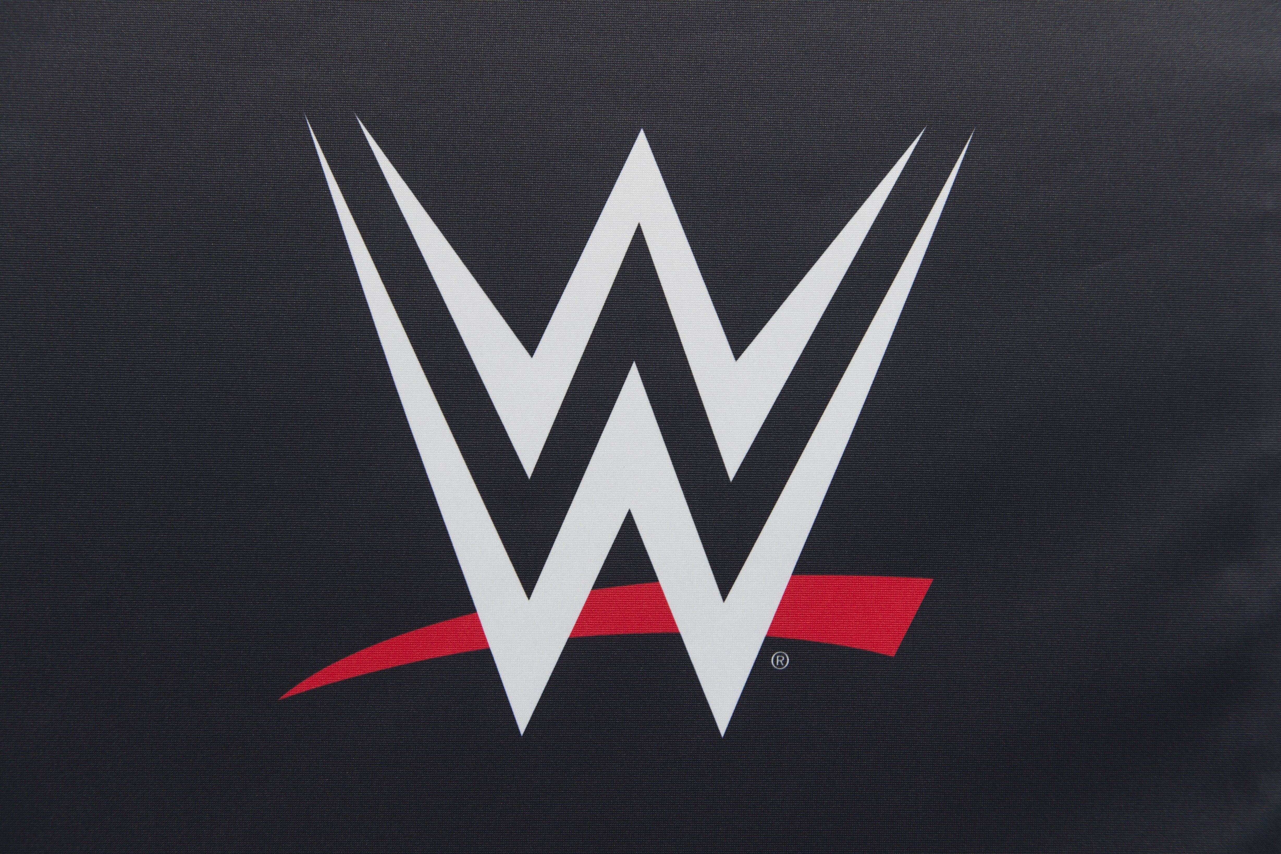 Wwe 24 7 Title Is Pathetic Attempt To Jump Start Raw Smackdown Ratings Bleacher Report Latest News Videos And Highlights