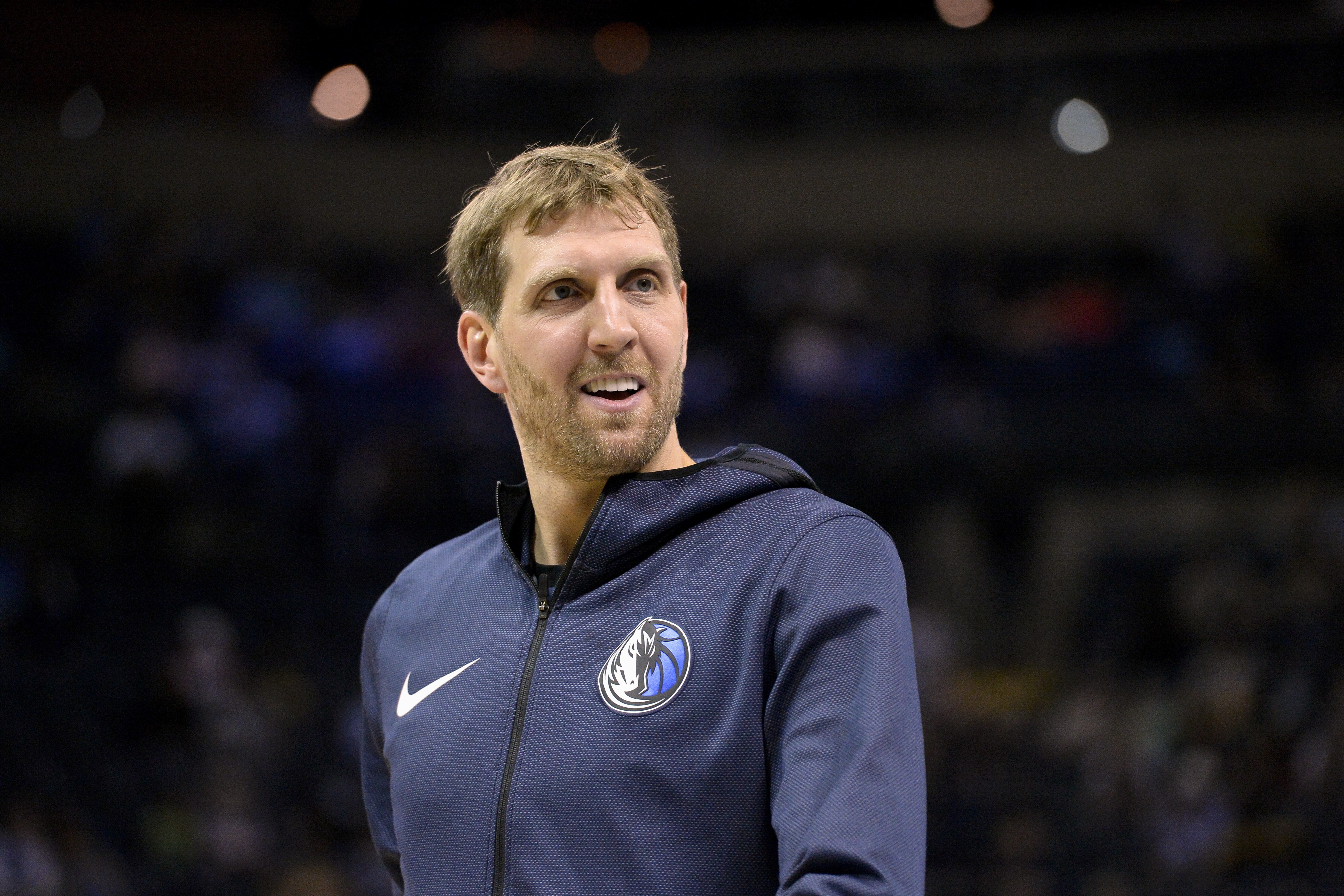 dirk nowitzki green jersey