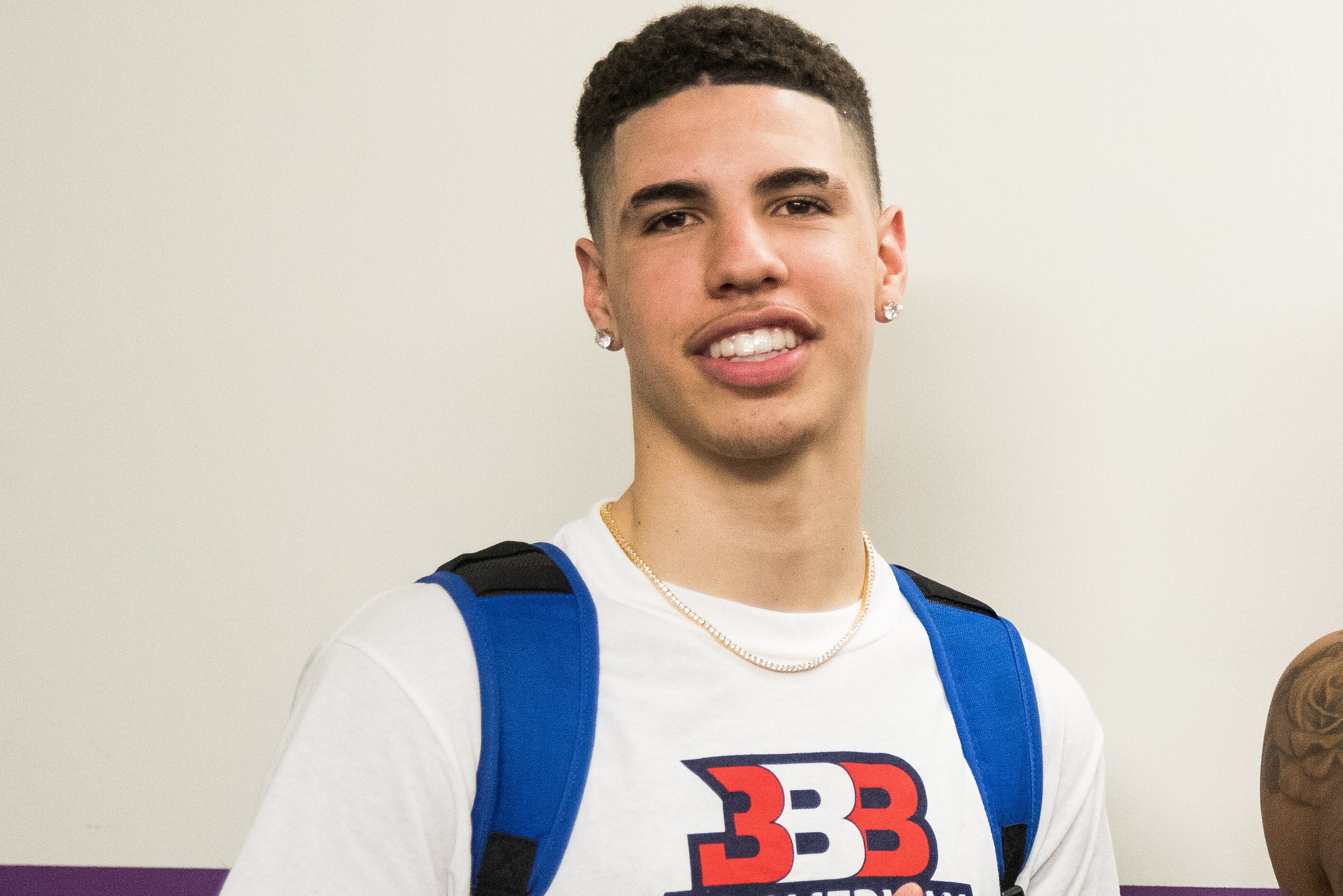 lamelo ball drew league jersey