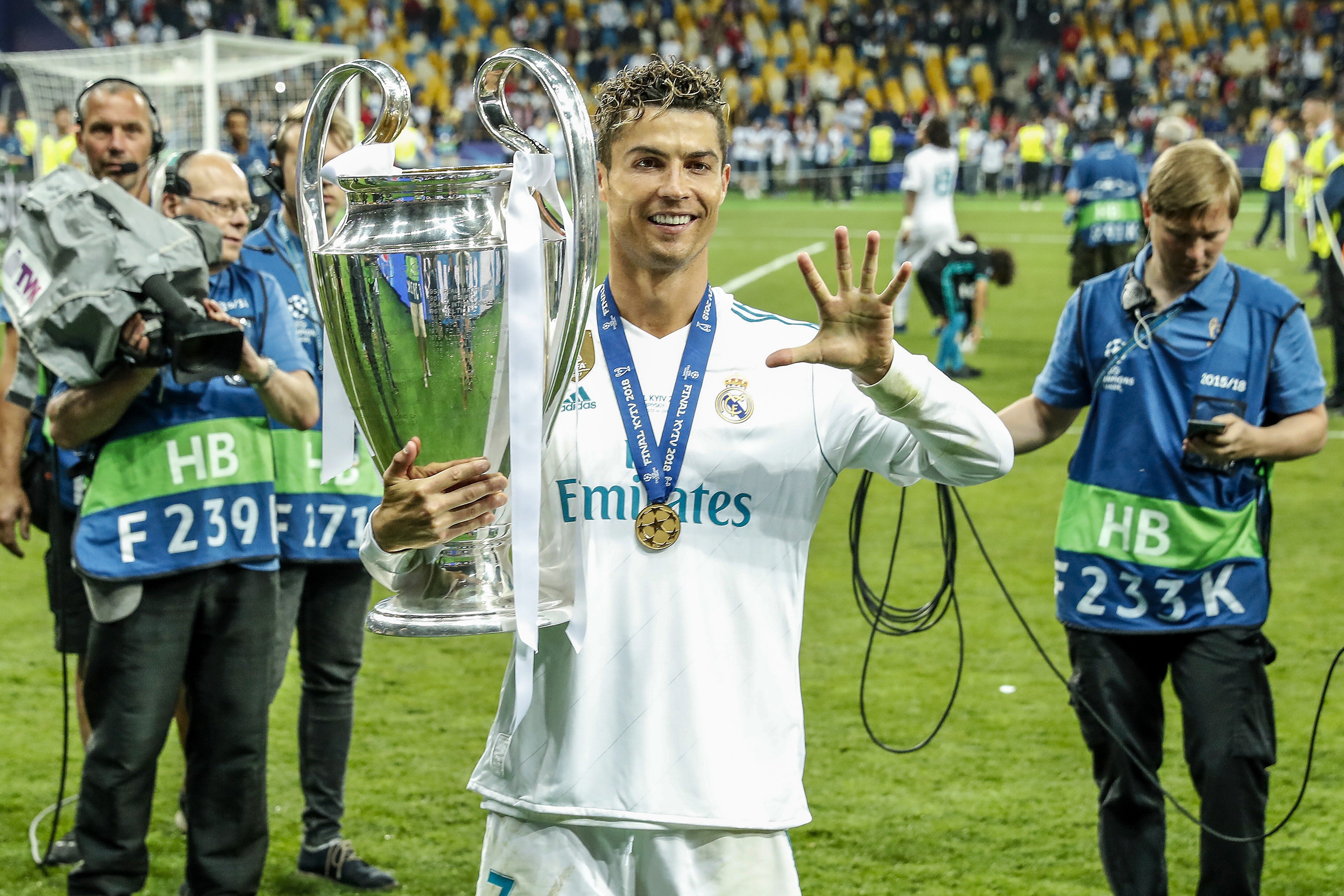 Cristiano Ronaldo Ucl Wins With Multiple Clubs Separate Myself Lionel Messi Bleacher Report Latest News Videos And Highlights
