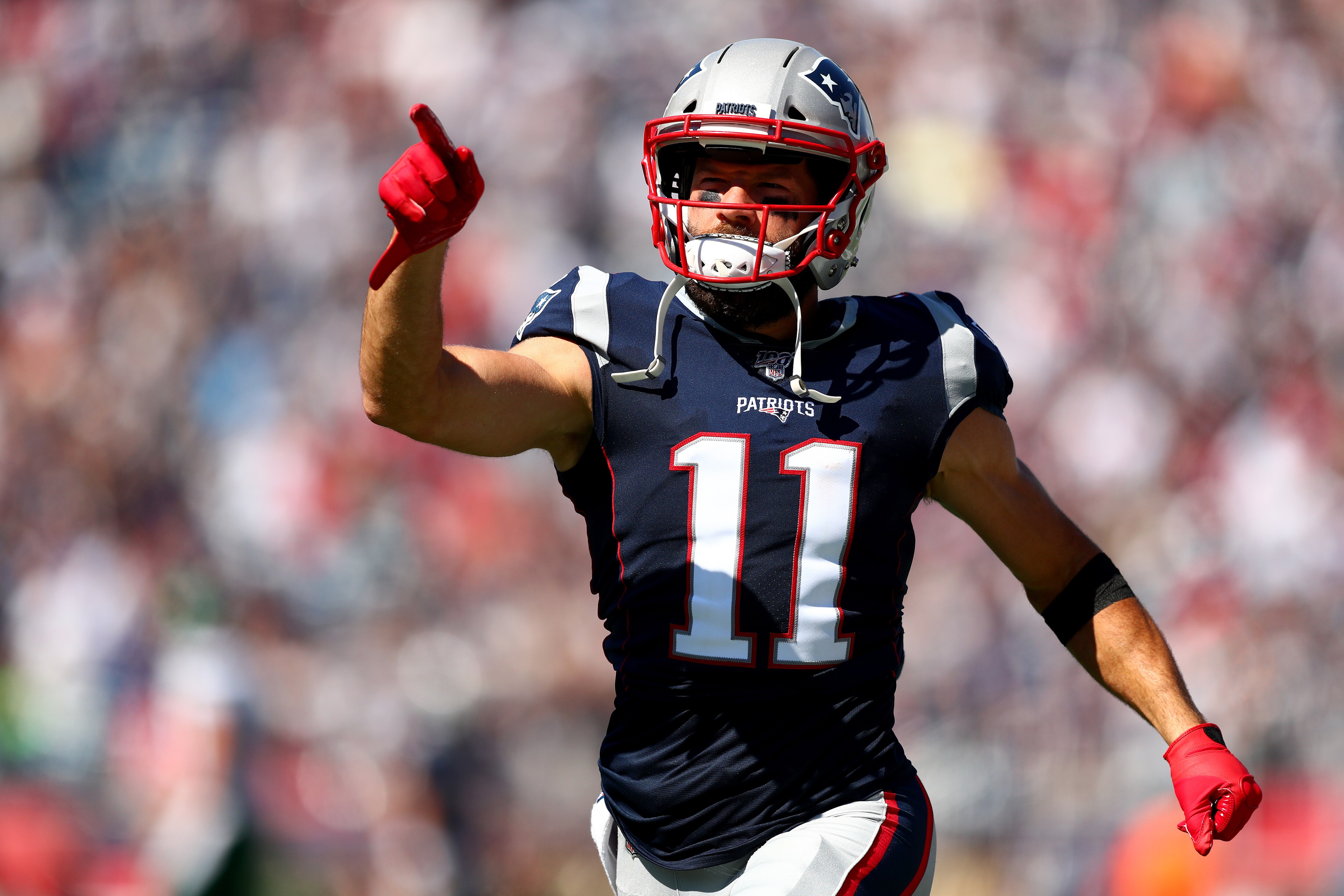Report Patriots Wr Julian Edelman To Undergo Offseason Shoulder Knee Surgeries Bleacher Report Latest News Videos And Highlights