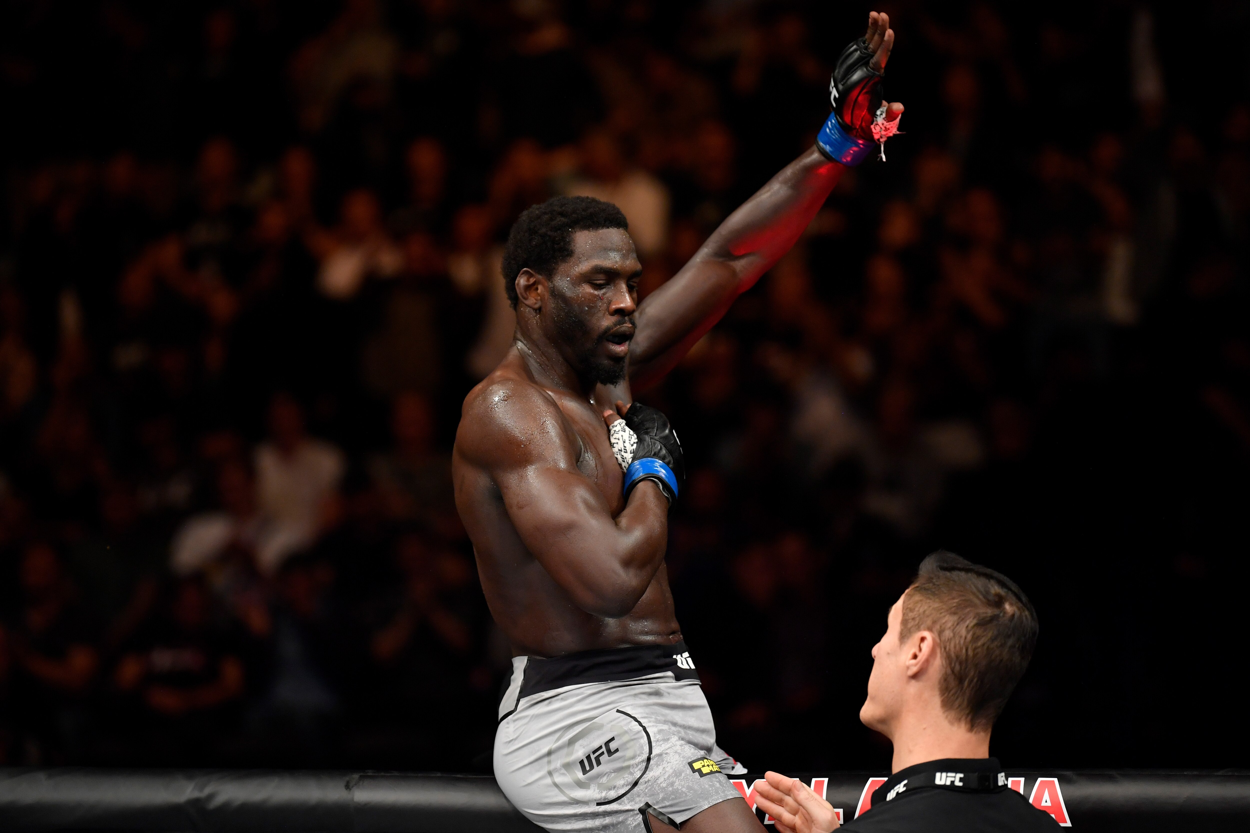 Ufc Fight Night 160 Start Time