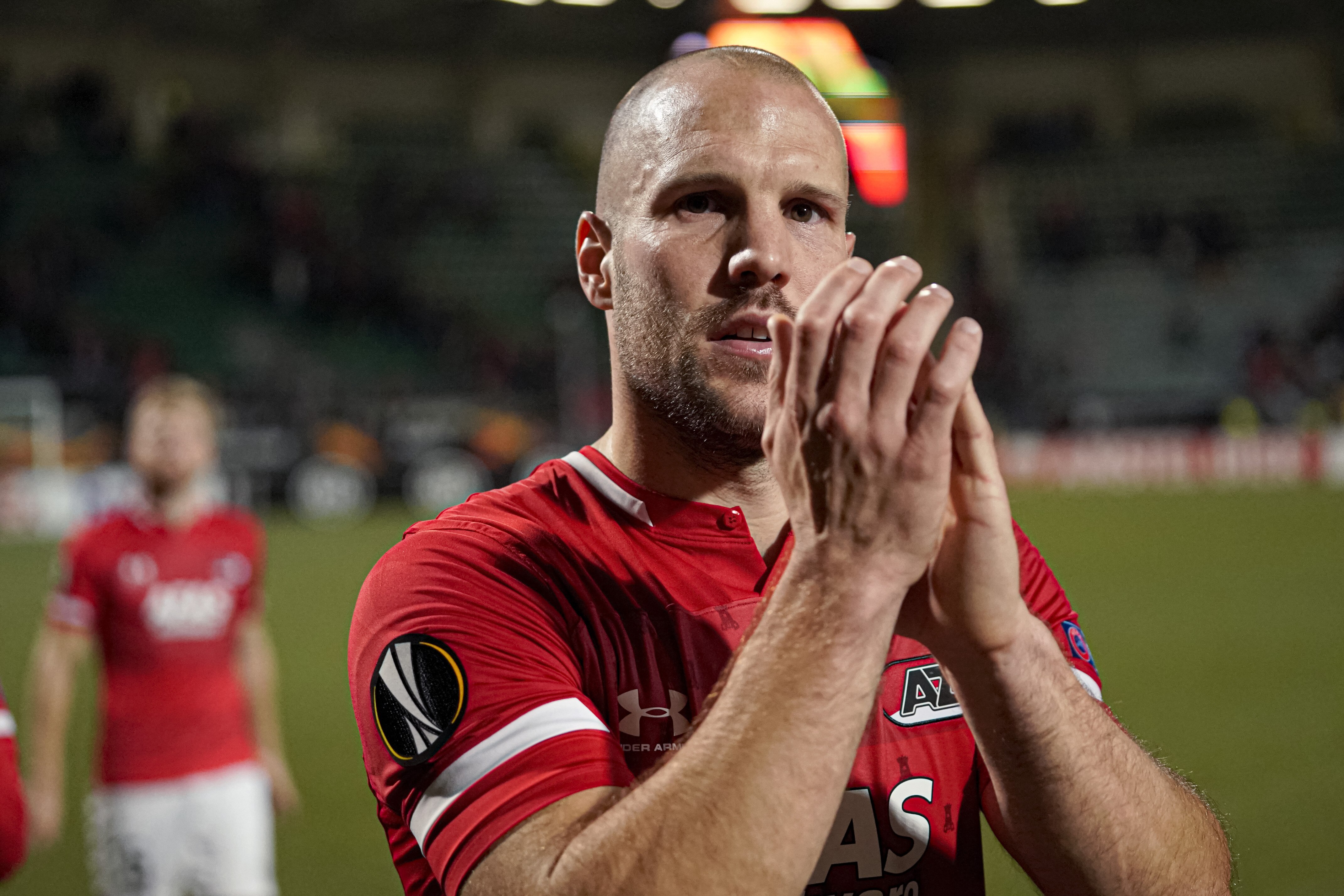 Ron Vlaar I Ve Played Against Better Manchester United Teams Than This One Bleacher Report Latest News Videos And Highlights