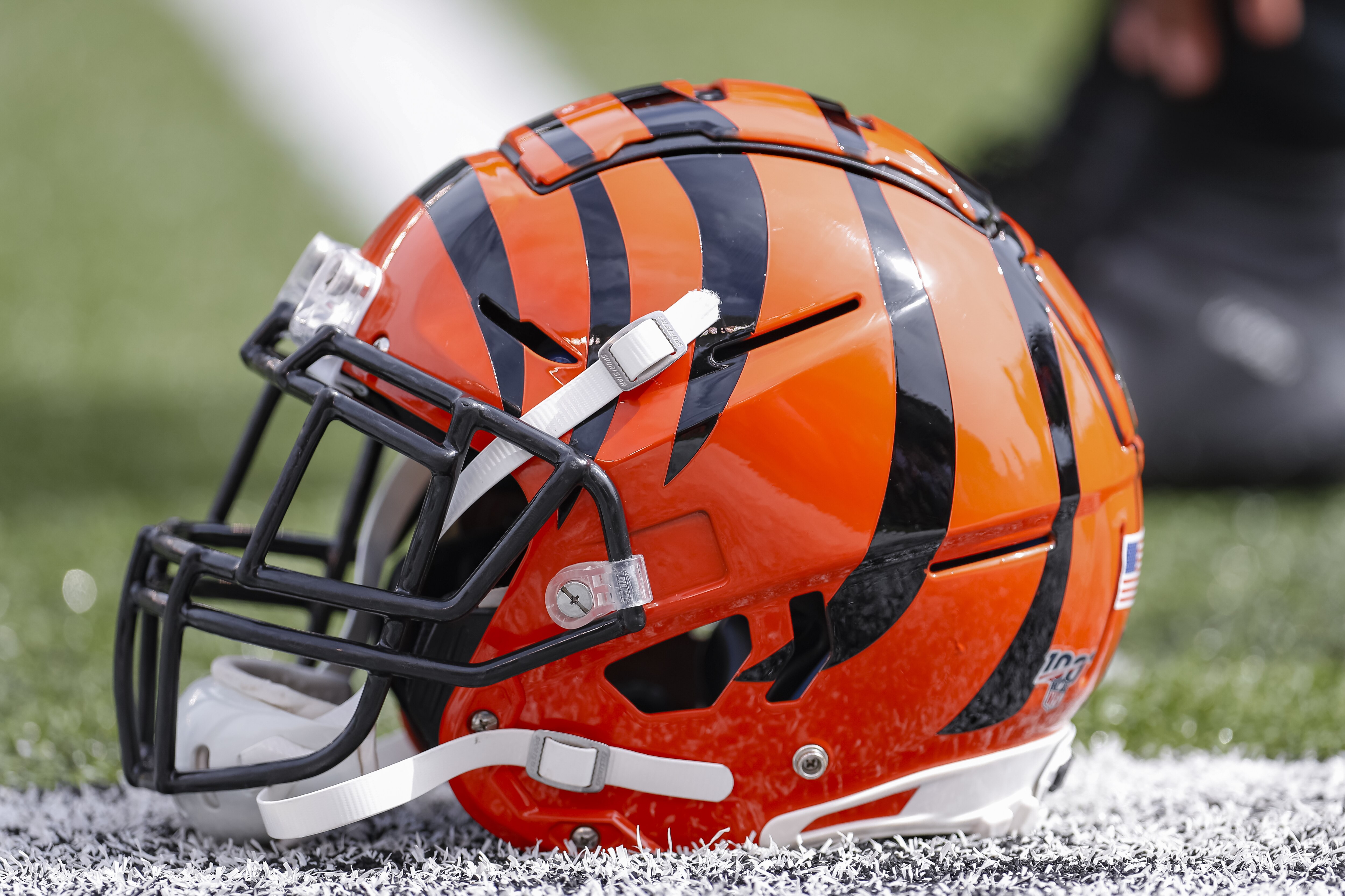 Bengals Fan Vows To Sleep On Roof Of His Restaurant Every Night Until 1st Win Bleacher Report Latest News Videos And Highlights