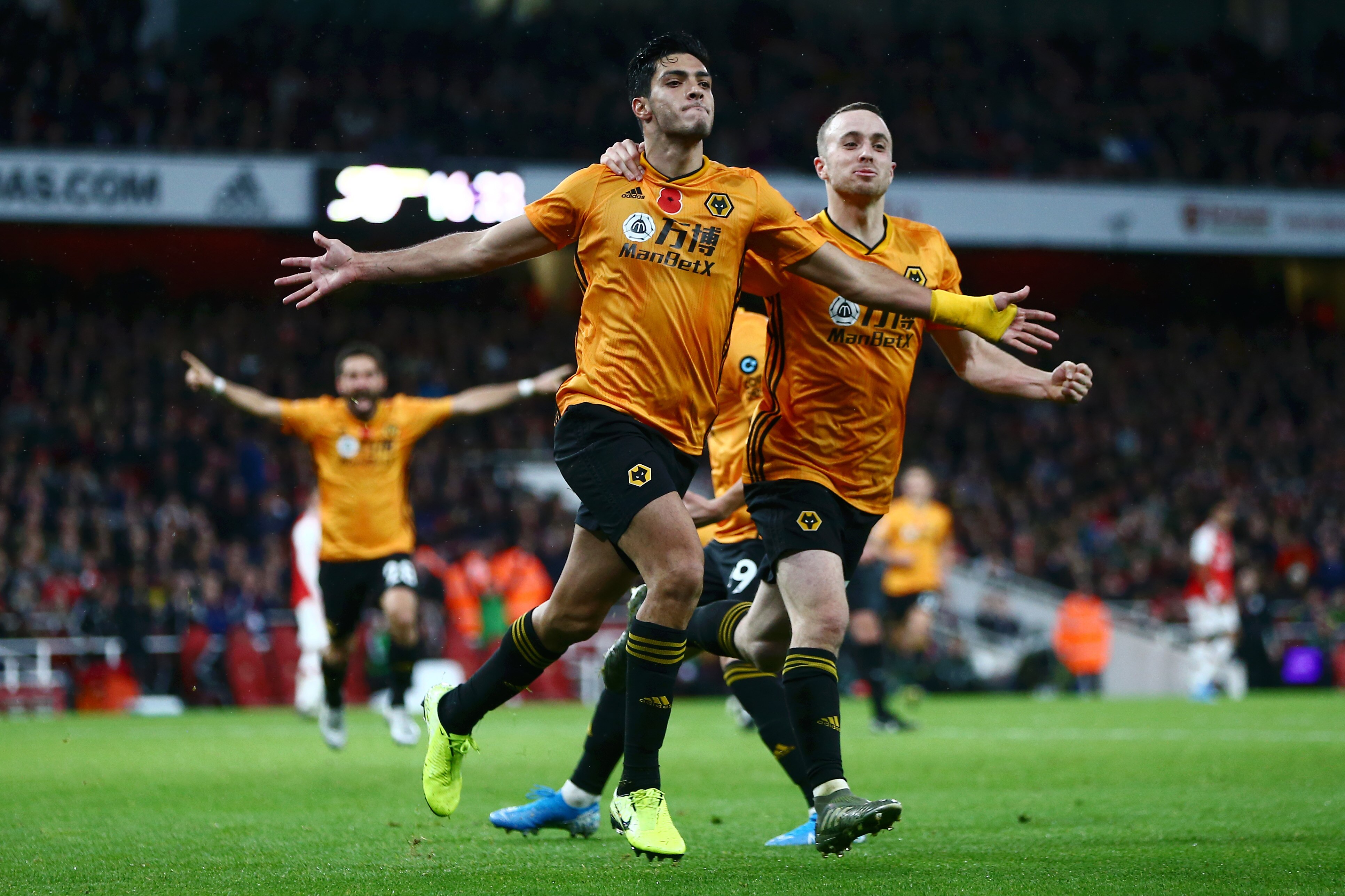 Pierre Emerick Aubameyang Scores But Arsenal Draw Vs Wolves Bleacher Report Latest News Videos And Highlights