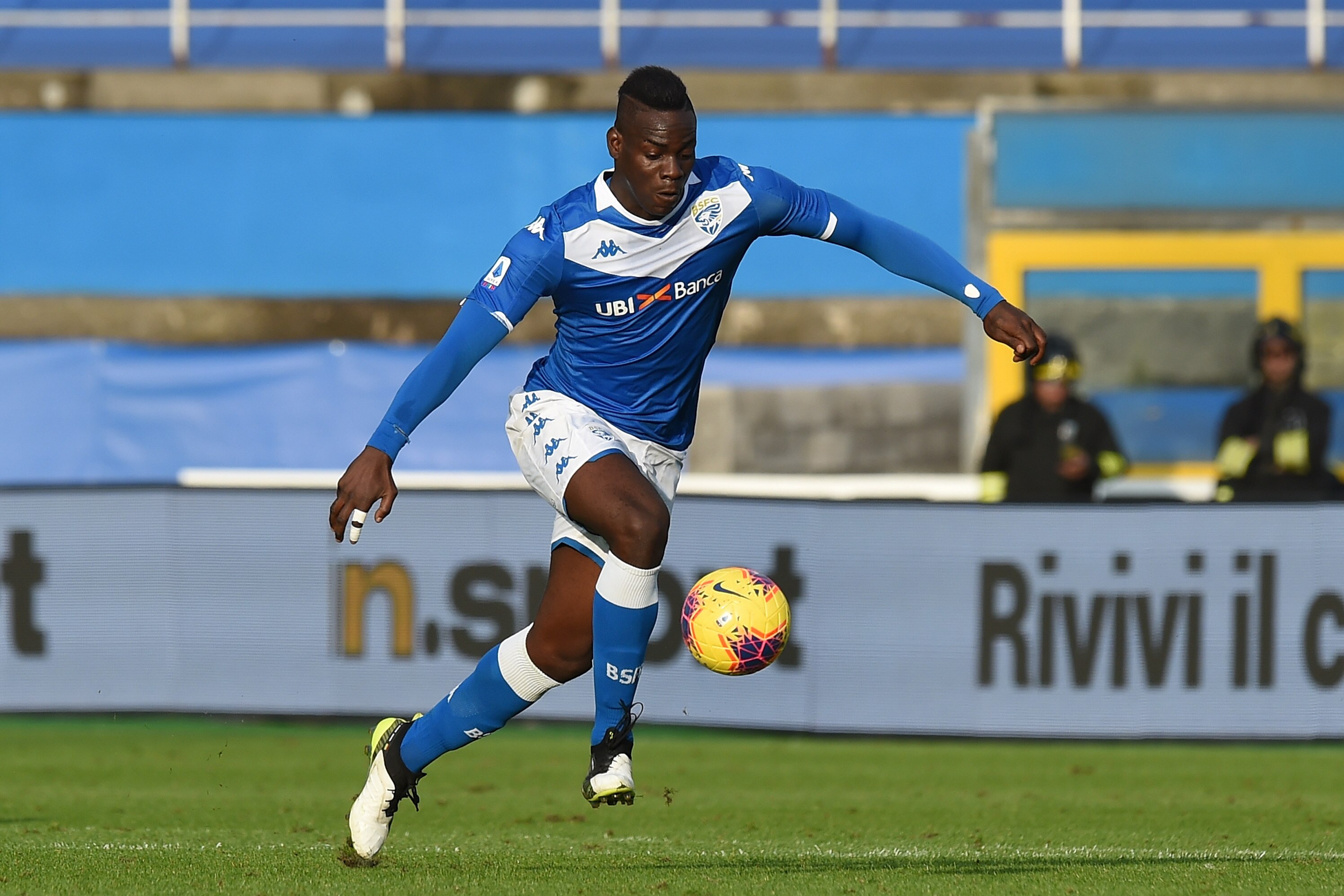 Roberto Mancini Mario Balotelli Needs Form Won T Get Anti Racism Italy Call Up Bleacher Report Latest News Videos And Highlights
