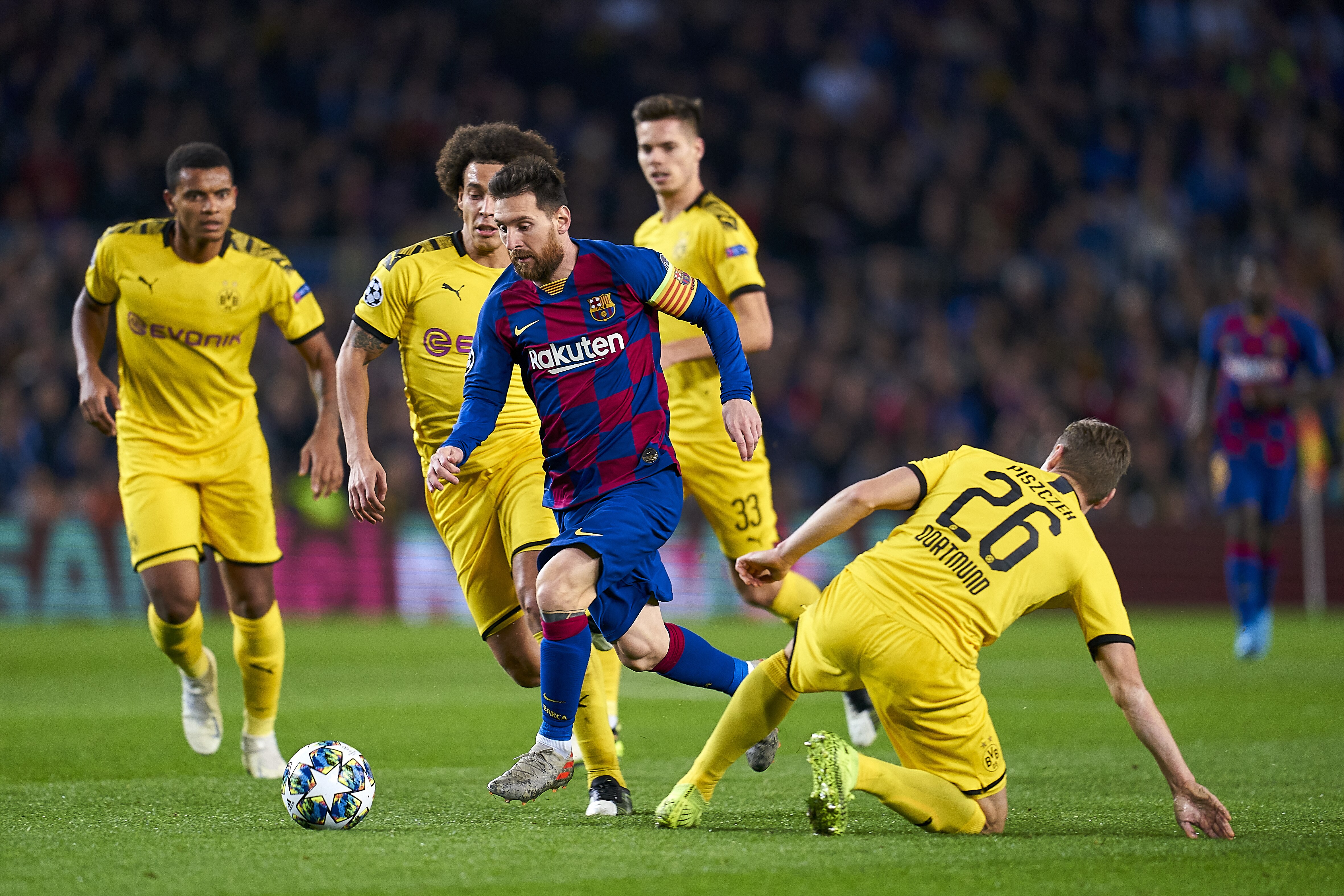 Lionel Messi Barcelona Advance To Ucl Knockout Stage With 3 1 Win Over Dortmund Bleacher Report Latest News Videos And Highlights