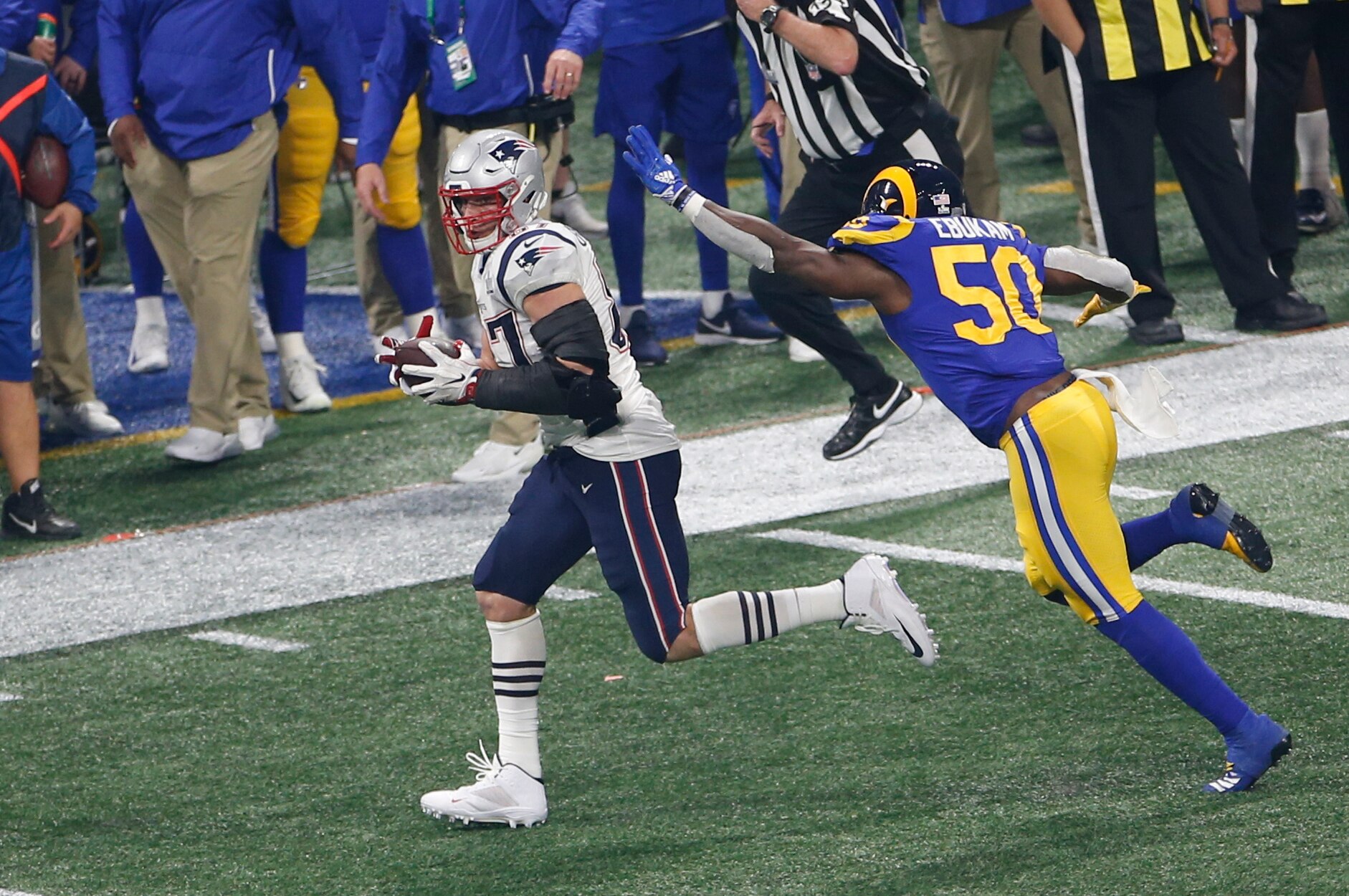 Rob Gronkowski Officially Can T Return To Patriots This Season From Retirement Bleacher Report Latest News Videos And Highlights