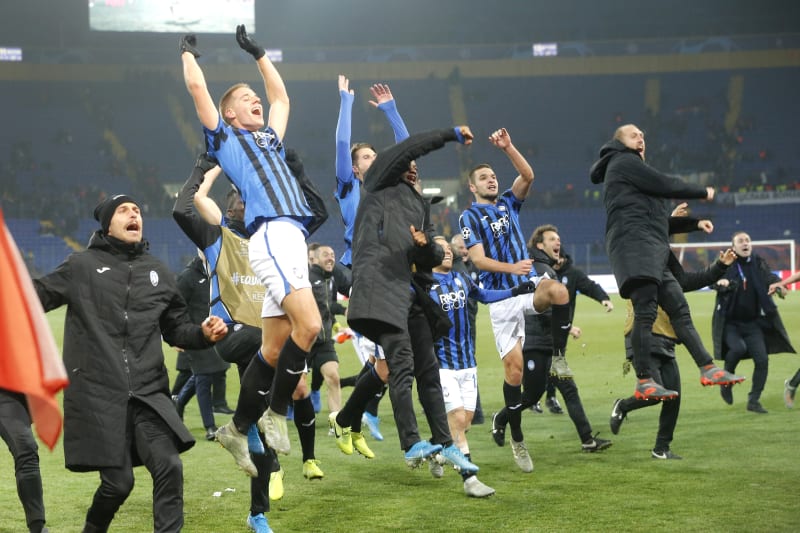 Champions League Results 2019 Final Tables Qualified Teams After Group Stage Bleacher Report Latest News Videos And Highlights
