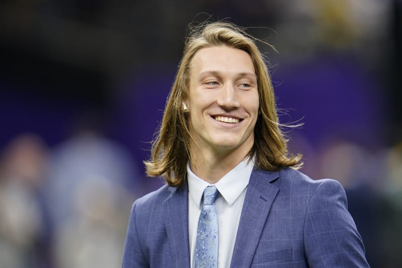 Trevor Lawrence Girlfriend Marissa Mowry Restart Covid 19 Fundraising Bleacher Report Latest News Videos And Highlights