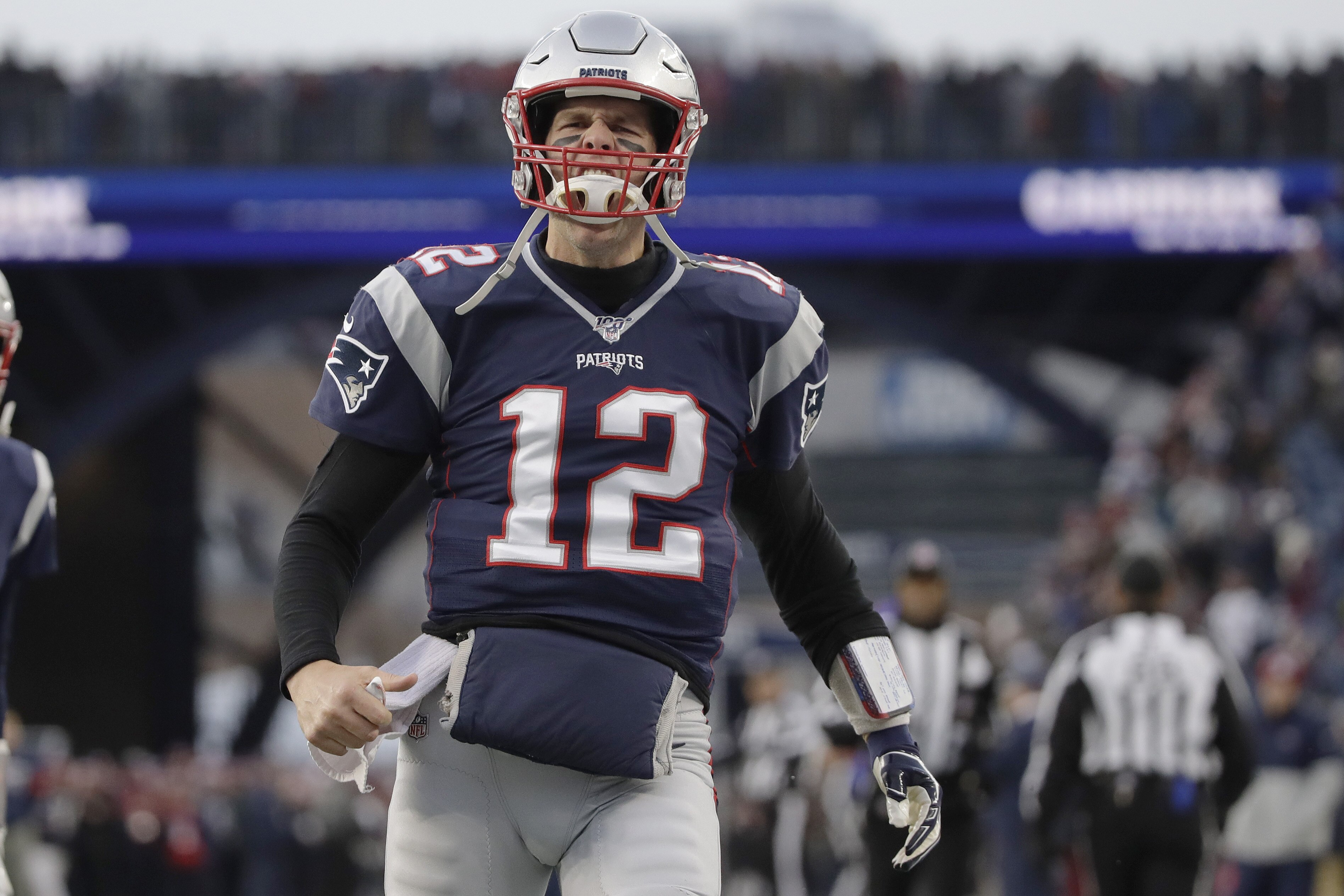Tom Brady To Be Interviewed On Howard Stern S Siriusxm Radio Show On April 8 Bleacher Report Latest News Videos And Highlights