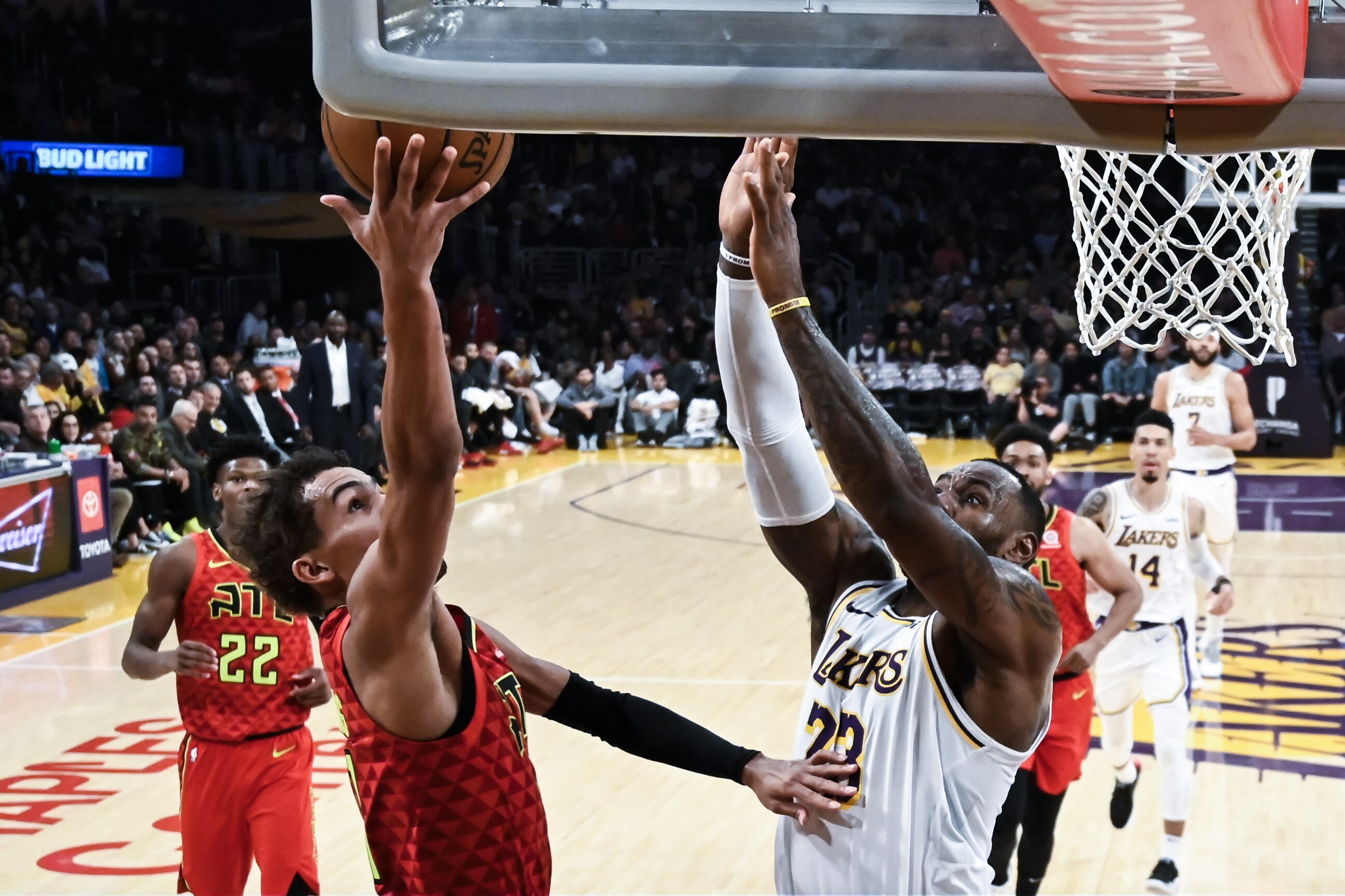Video Trae Young Says He Picked Lebron James Lakers To Win 2020 Nba Title Bleacher Report Latest News Videos And Highlights