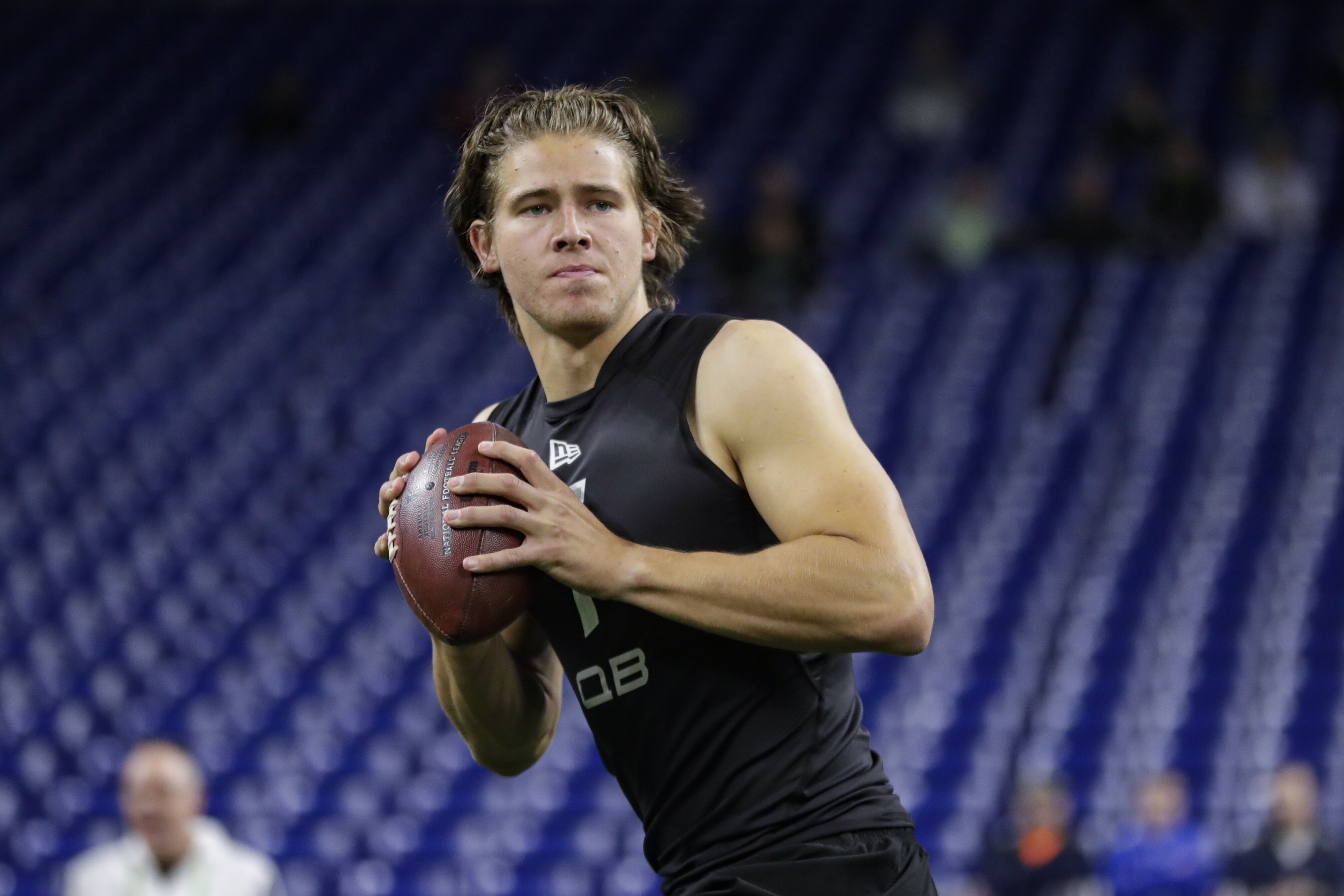Josh Allen Pretty Good Comparison For Justin Herbert In Draft Jay Glazer Says Bleacher Report Latest News Videos And Highlights After throwing nearly 60 passes for scouting on thursday, he explained why he chose not to run.