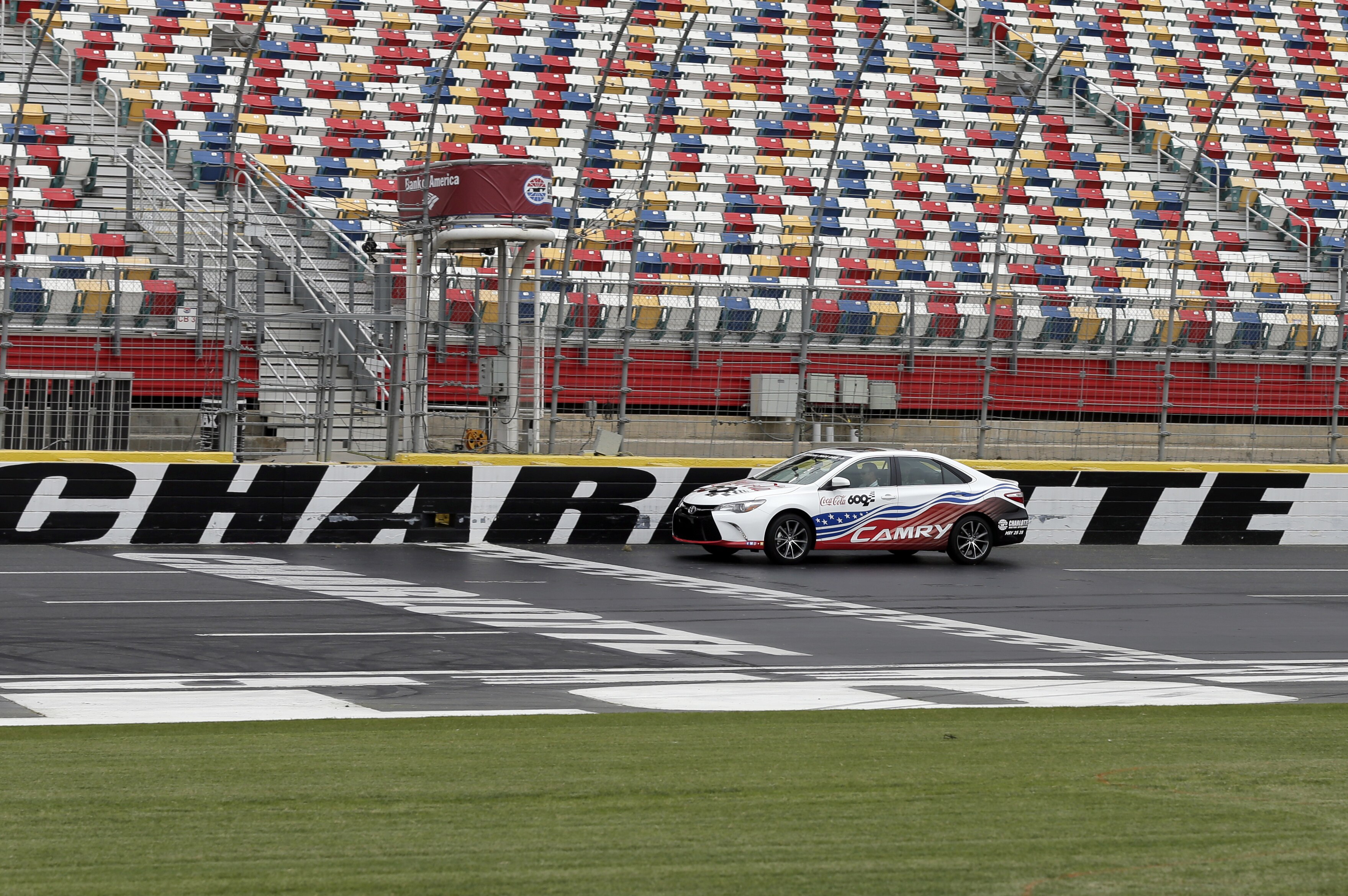 North Carolina Gov Roy Cooper Mulling Nascar S Coca Cola 600 Without Fans Bleacher Report Latest News Videos And Highlights