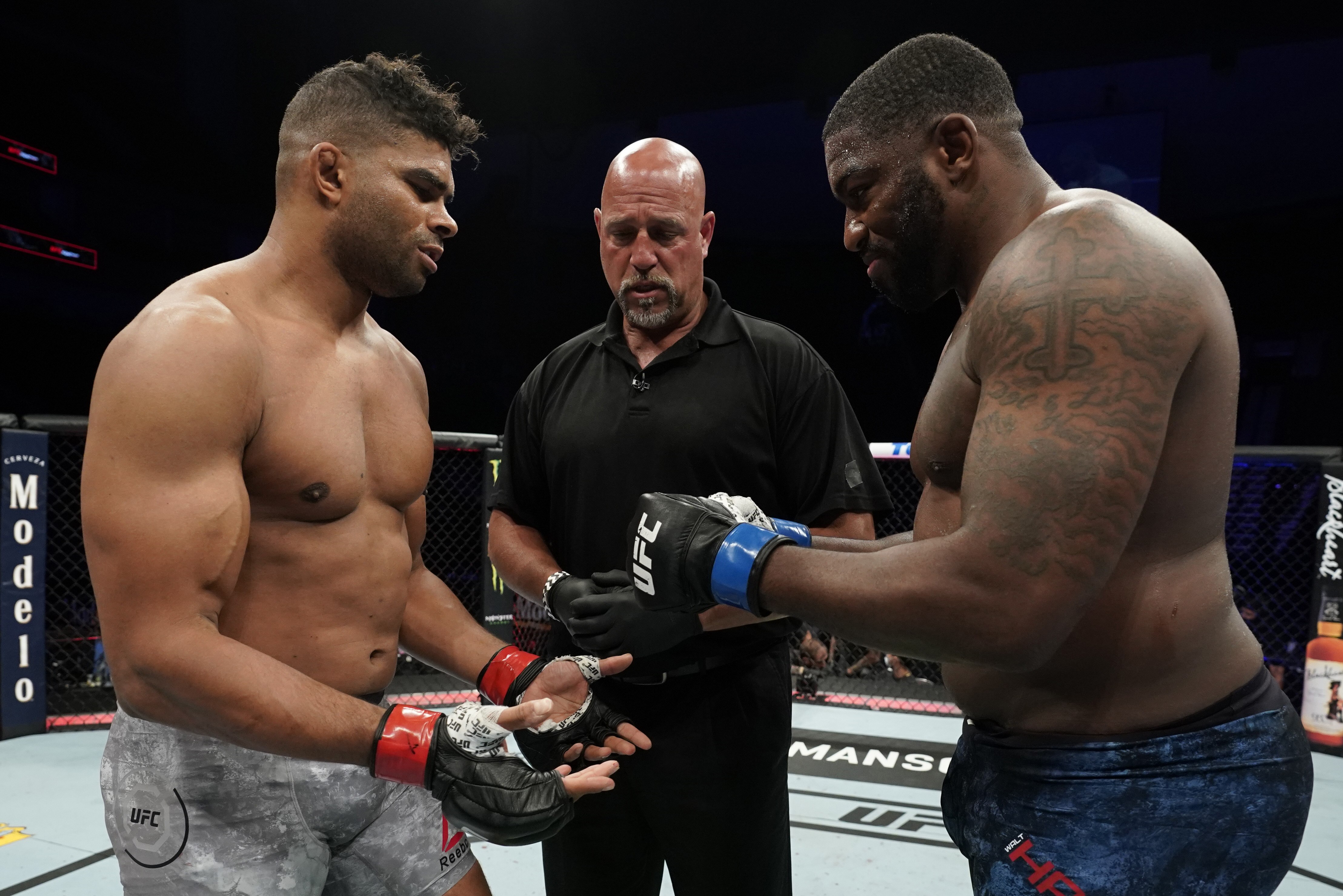 Ufc Fight Night Results Alistair Overeem Beats Walt Harris Via 2nd Round Tko Bleacher Report Latest News Videos And Highlights