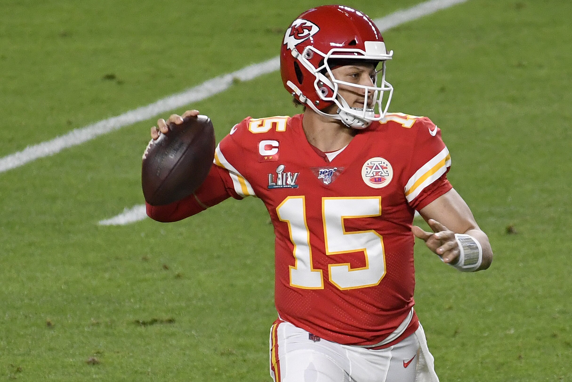 Patrick Mahomes Says New 503m Contract Prohibits Jet Skis Basketball More Bleacher Report Latest News Videos And Highlights