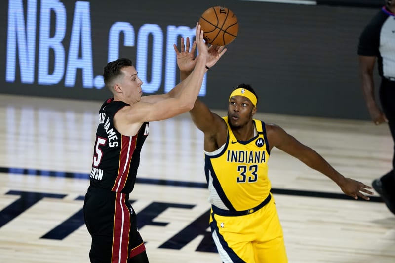 Jimmy Butler Heat Win Game 2 Vs Pacers Behind Duncan Robinson S Hot Shooting Bleacher Report Latest News Videos And Highlights