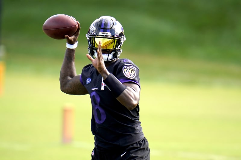 Ravens Lamar Jackson Misses 2nd Straight Practice With Knee Injury Illness Bleacher Report Latest News Videos And Highlights