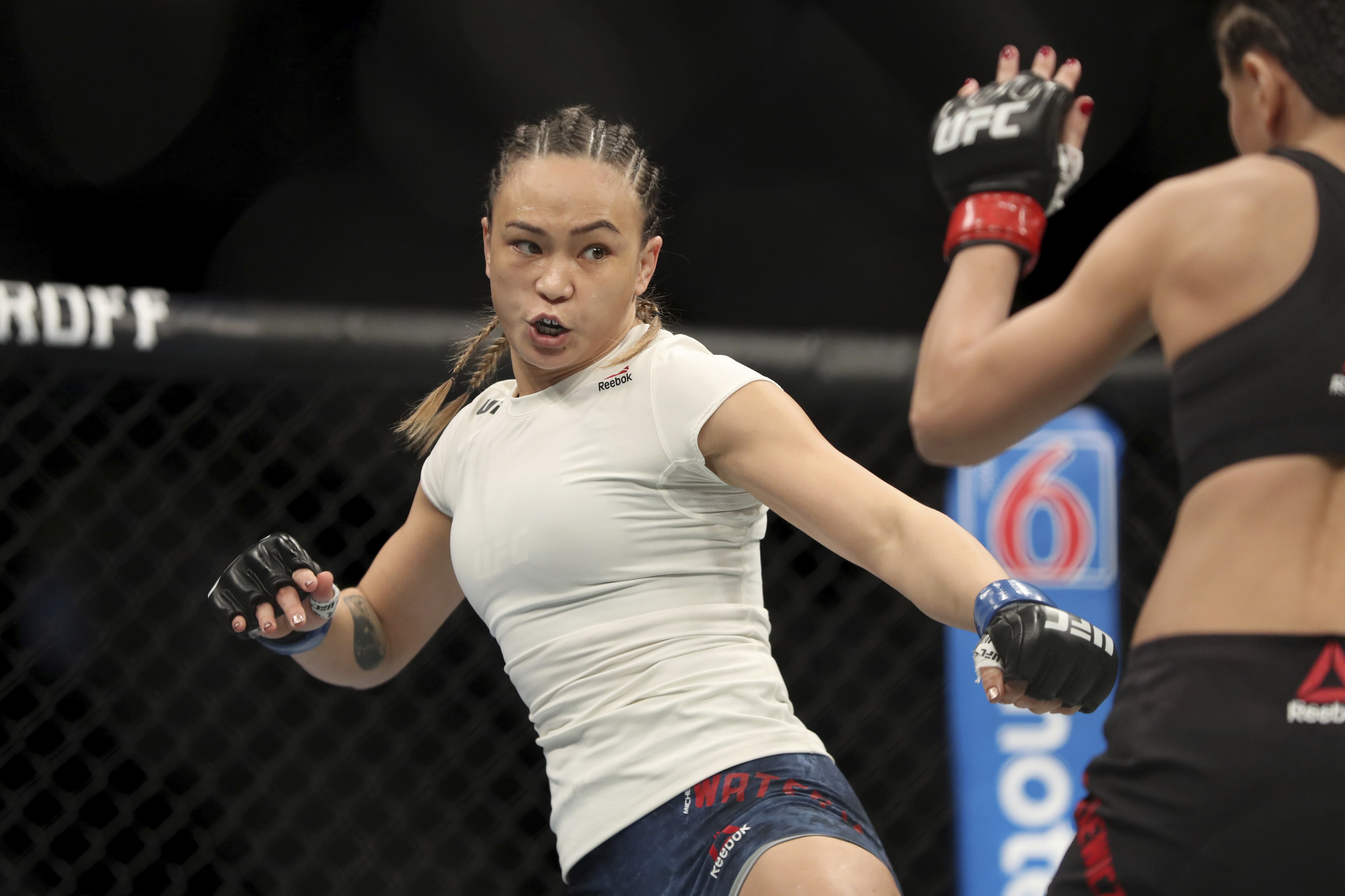 Ufc Fight Night 177 Results Michelle Waterson Ottman Azaitar Headline Winners Bleacher Report Latest News Videos And Highlights