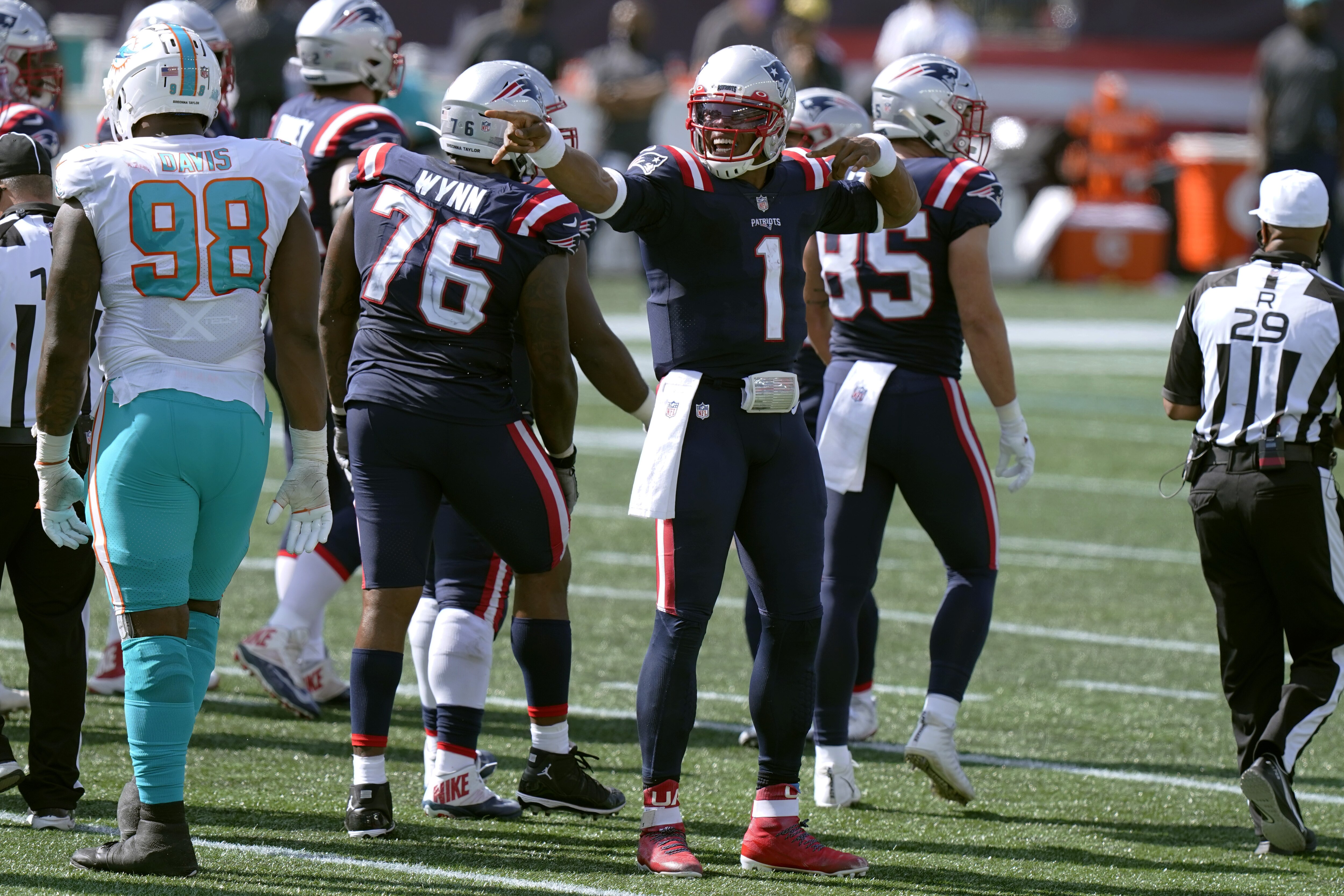 Cam Newton Praised By Bill Belichick After Win In Patriots Debut Vs Dolphins Bleacher Report Latest News Videos And Highlights