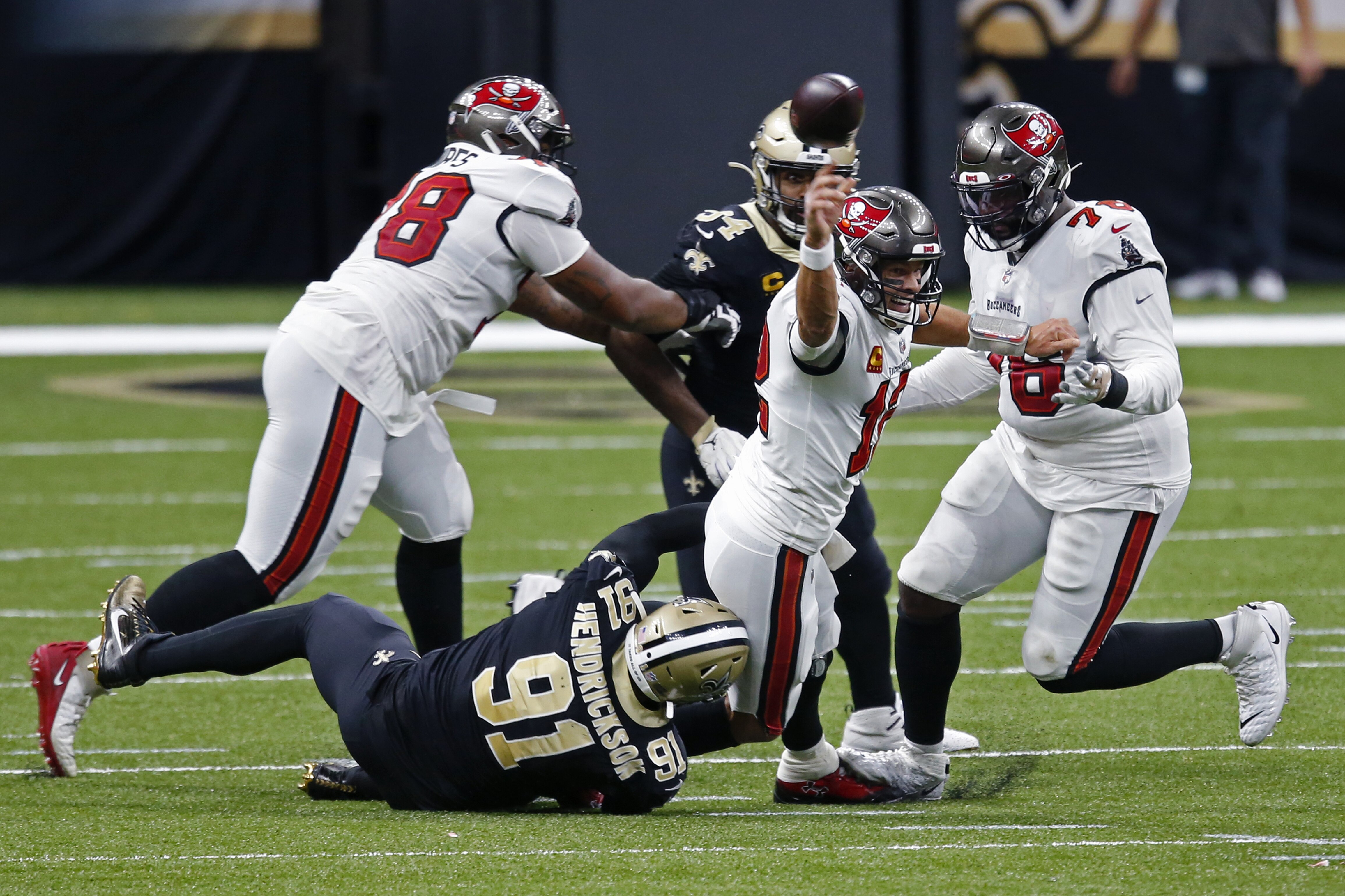 Drew Brees Saints Defeat Buccaneers As Tom Brady Struggles In Tb Debut Bleacher Report Latest News Videos And Highlights