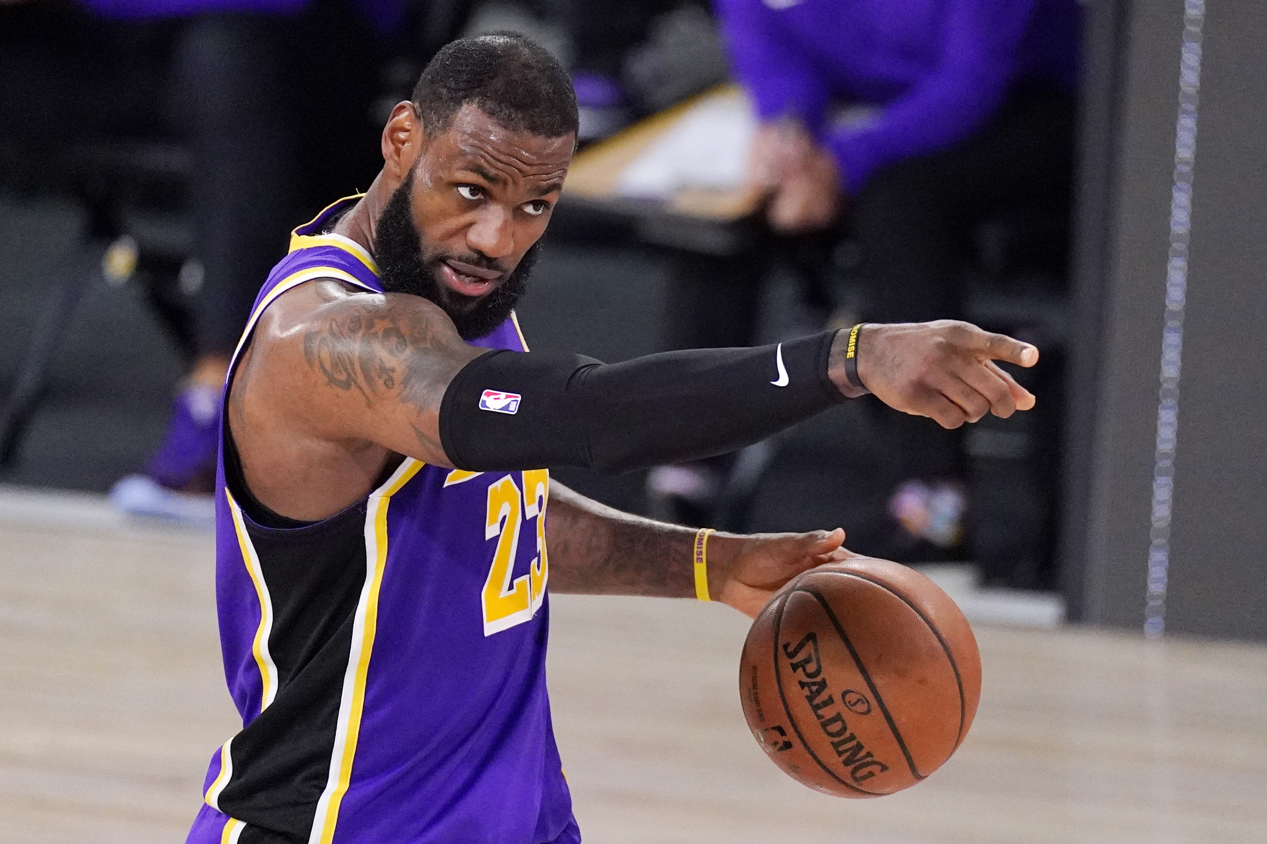 Lakers News Lebron Talks Kobe Anthony Davis Praises Frank Vogel And More Bleacher Report Latest News Videos And Highlights