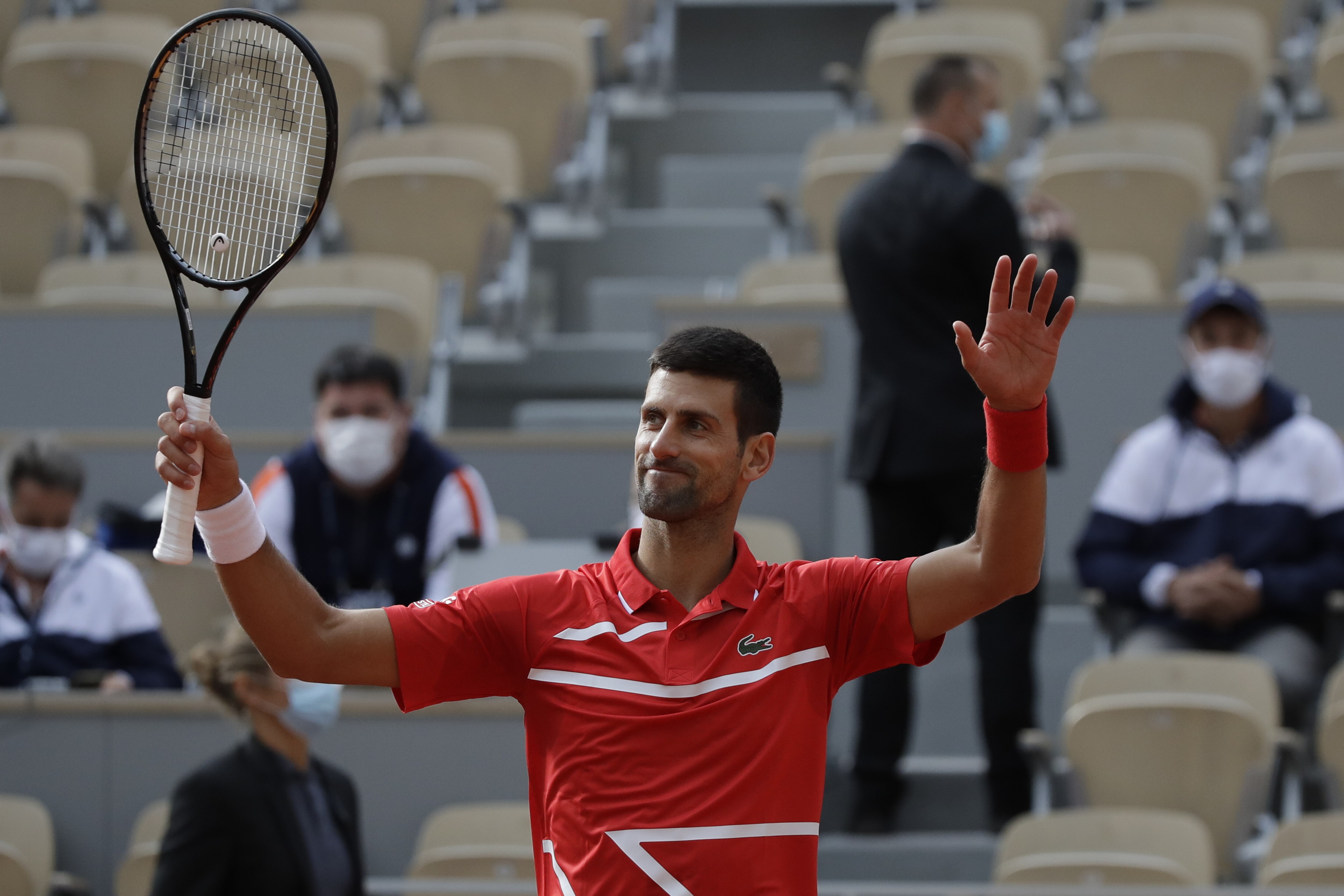 French Open 2020 Novak Djokovic Advances To 3rd Round Karolina Pliskova Upset Bleacher Report Latest News Videos And Highlights