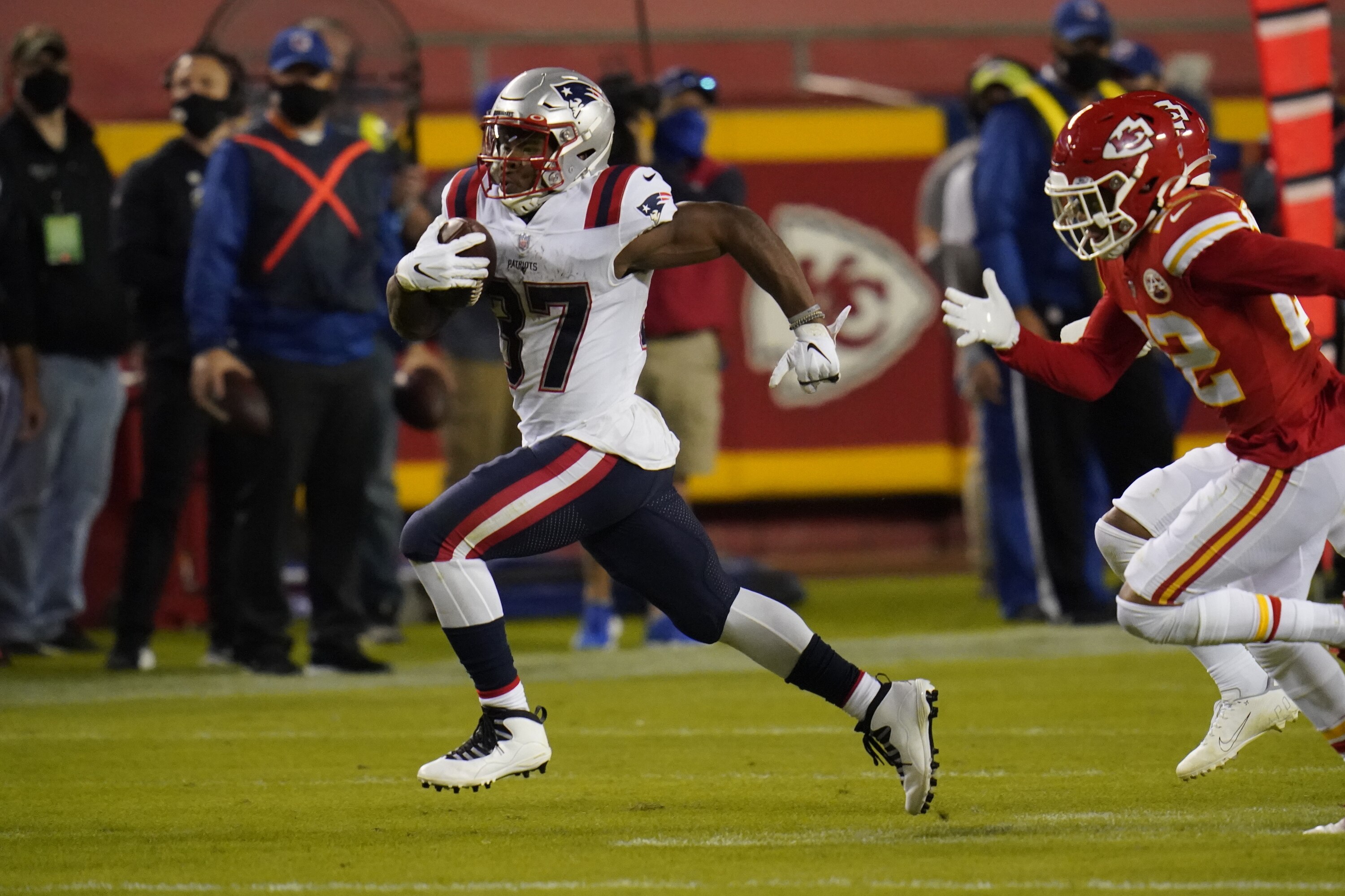 Damien Harris Updated Fantasy Outlook After Sony Michel Goes To Ir With Injury Bleacher Report Latest News Videos And Highlights