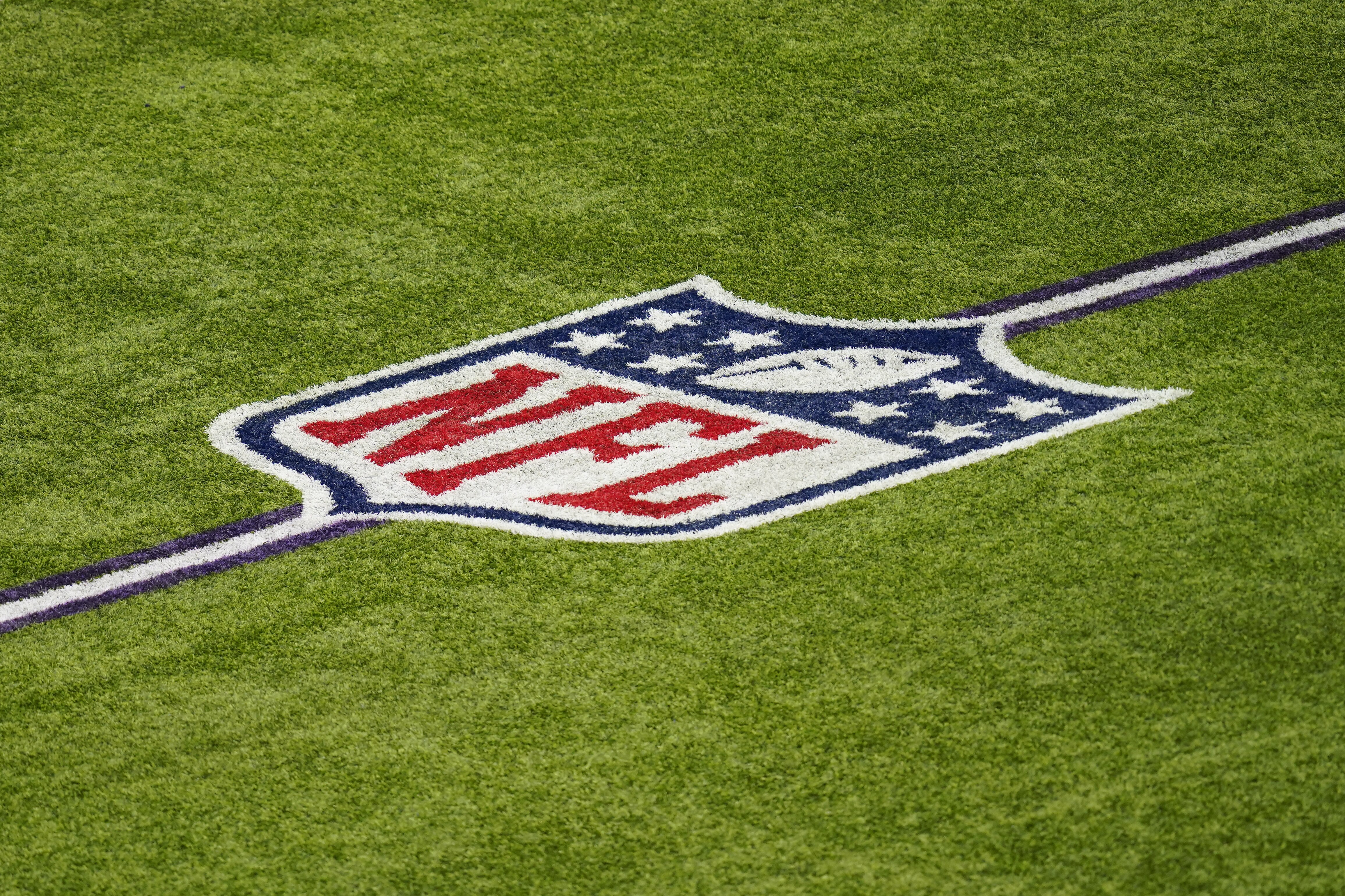 Report Patriots Titans Have No New Covid 19 Cases Ne On Track For Week 5 Bleacher Report Latest News Videos And Highlights