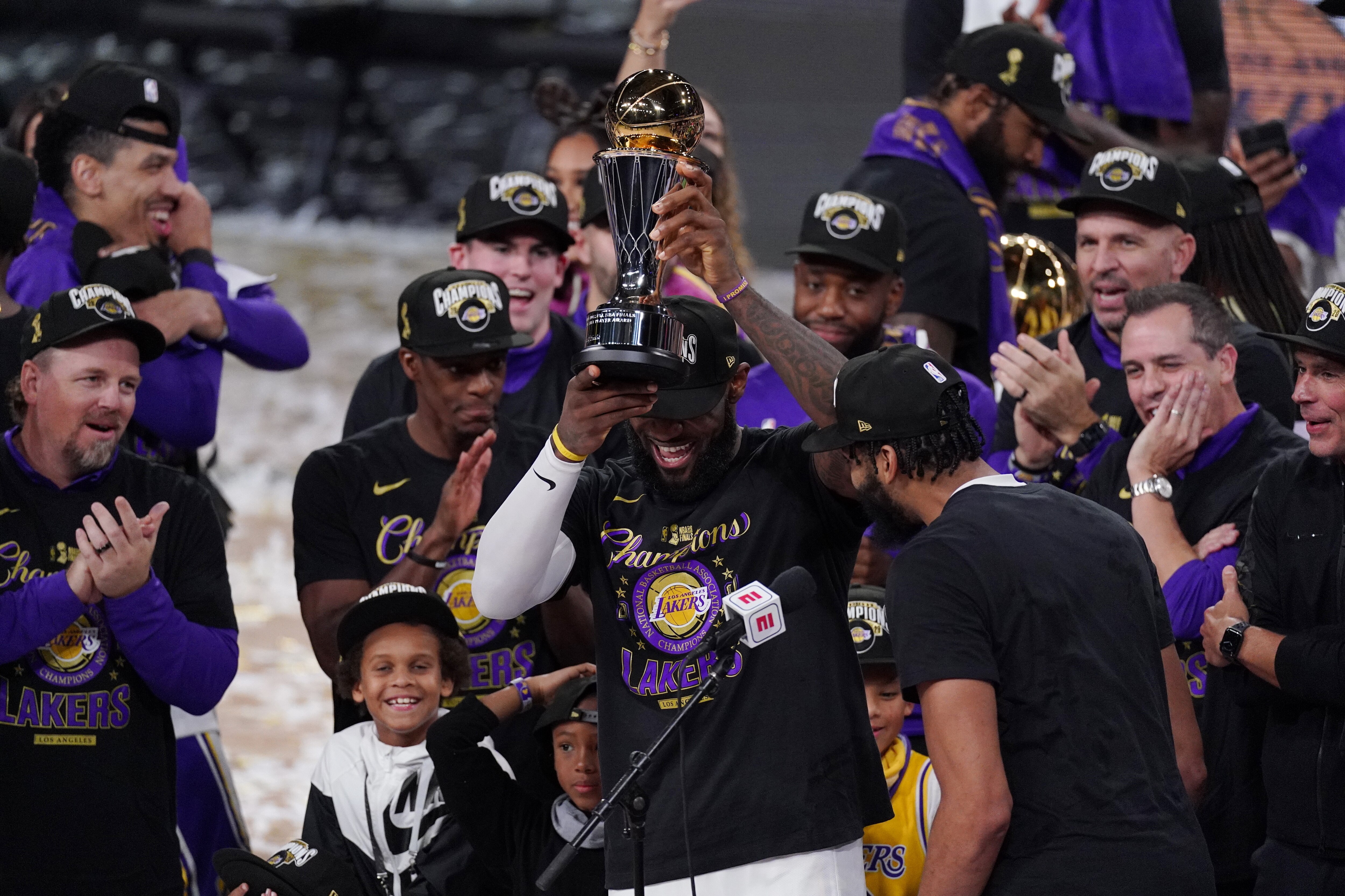 2021 Nba Title Odds For Lakers Clippers Bucks Celtics Nets And Every Team Bleacher Report Latest News Videos And Highlights
