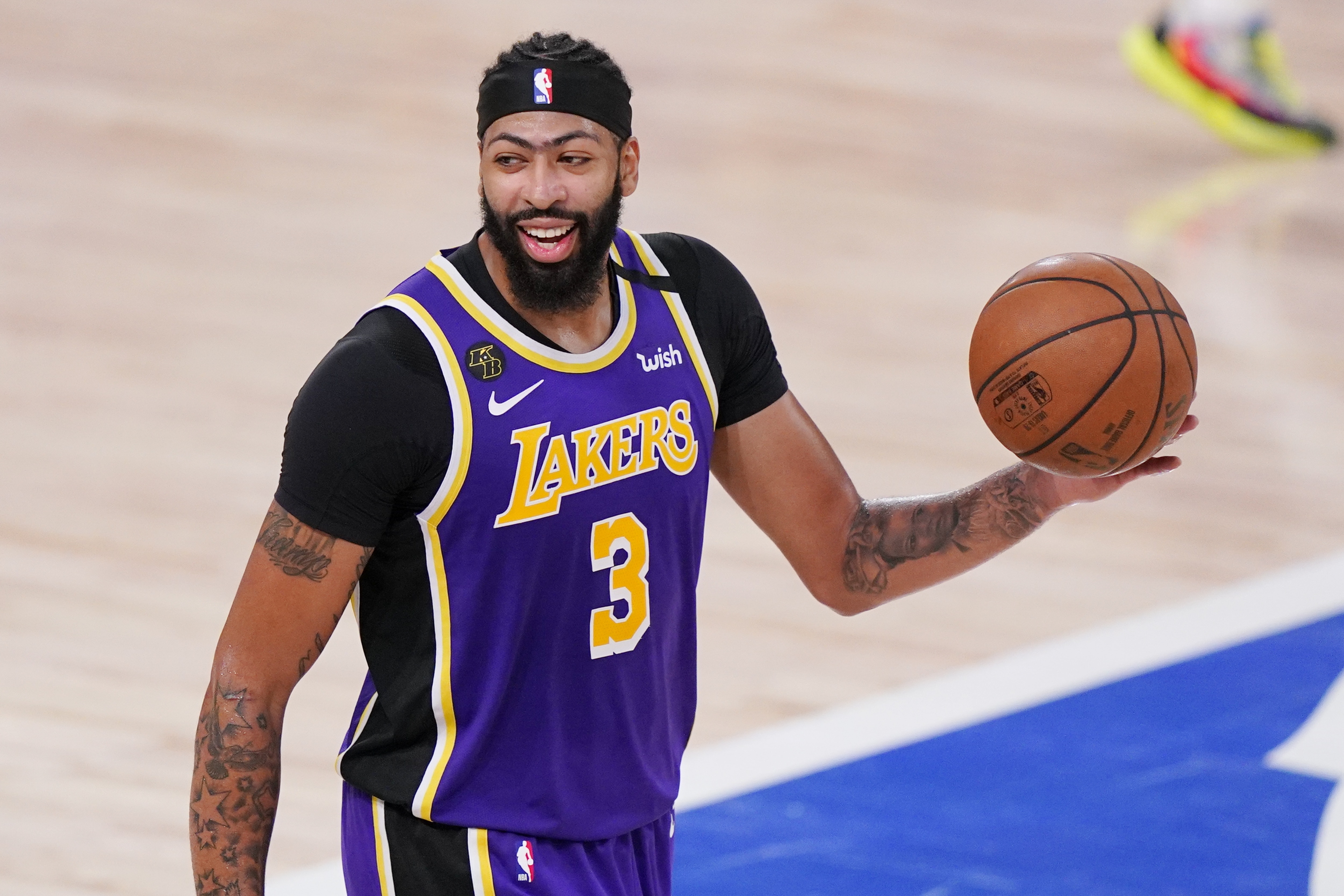 Lakers Rumors Latest Buzz On Derrick Rose Trade Anthony Davis Future And More Bleacher Report Latest News Videos And Highlights