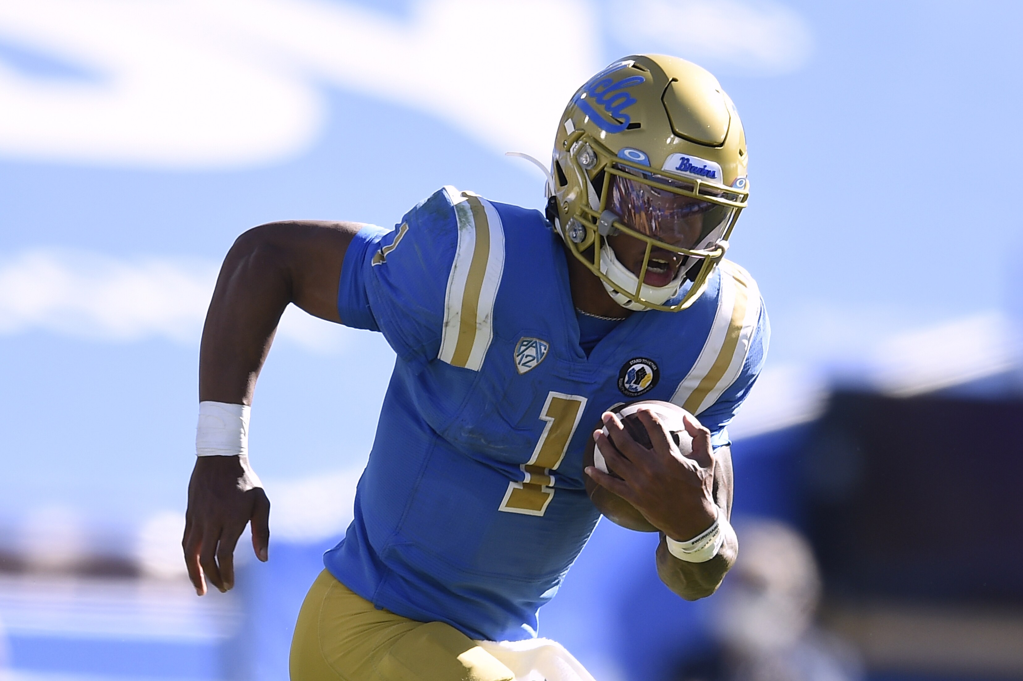Ucla S Dorian Thompson Robinson Out Vs Oregon For Reasons Out Of My Control Bleacher Report Latest News Videos And Highlights
