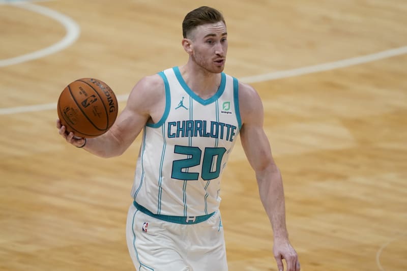 Hornets' Gordon Hayward Has Fracture in Finger Injury; Listed as Day-to-Day  | Bleacher Report | Latest News, Videos and Highlights