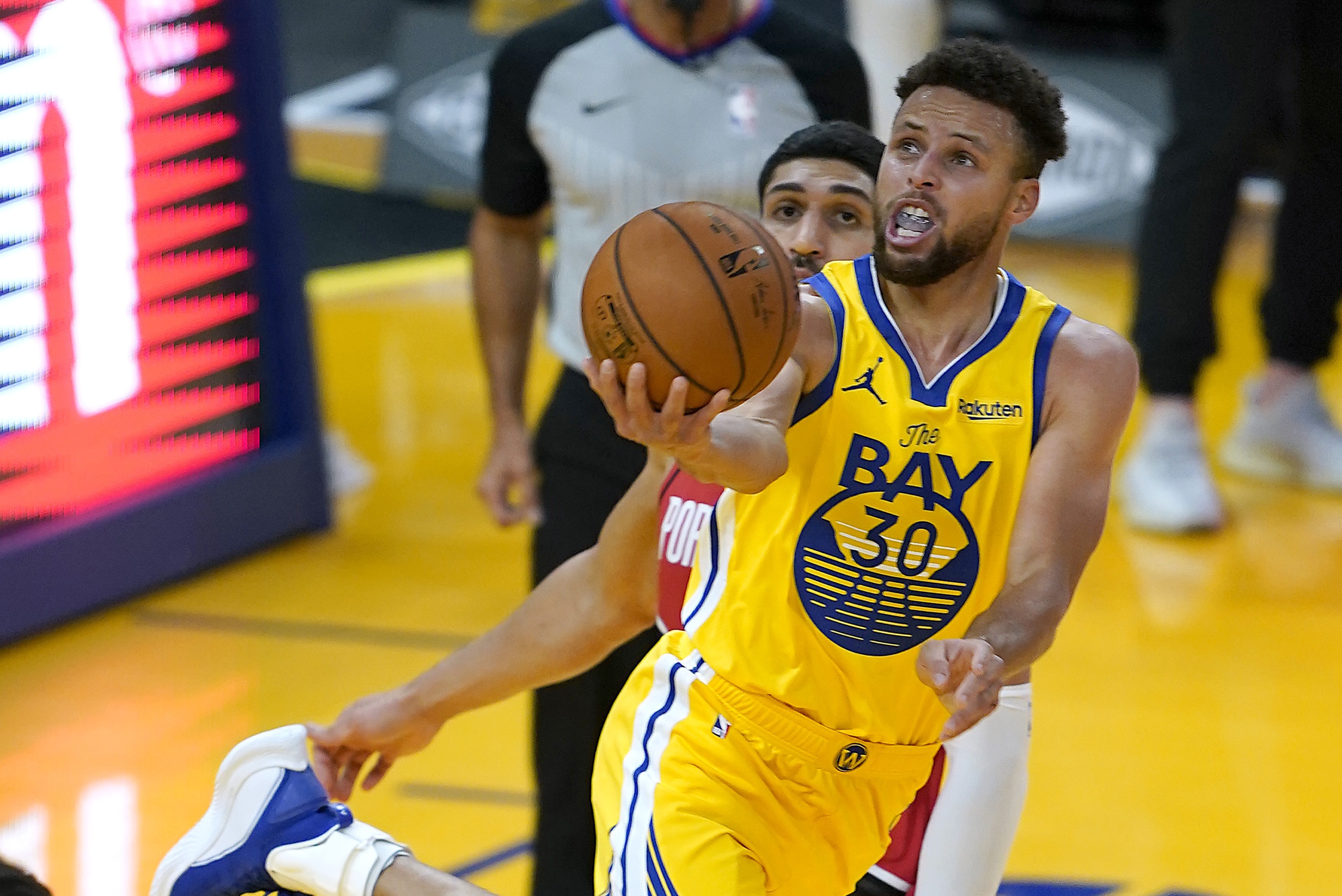 Warriors The Warriors Need To Find A Stride When Steph Curry Sits