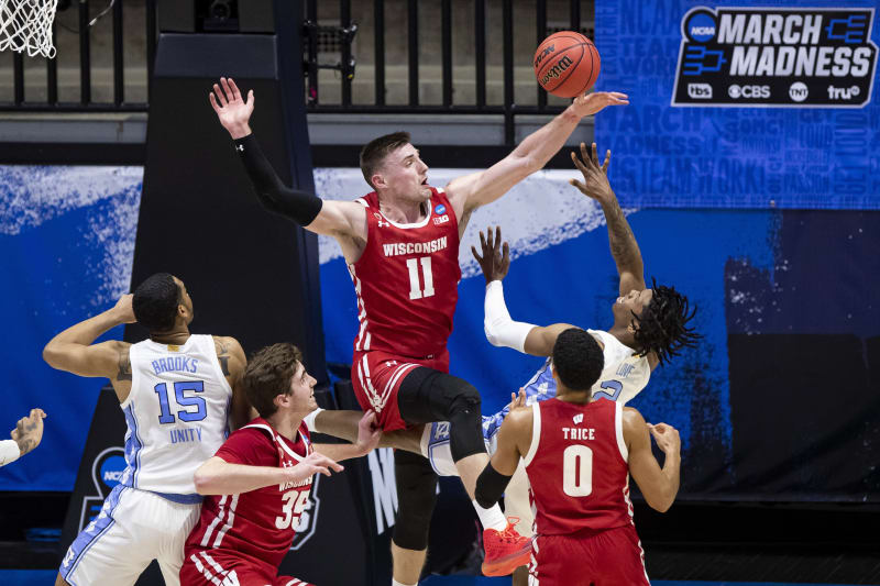 Brad Davison, No. 9 Wisconsin Rout No. 8 UNC 85-62 in NCAA Tournament 1st Round | Bleacher Report | Latest News, Videos and Highlights