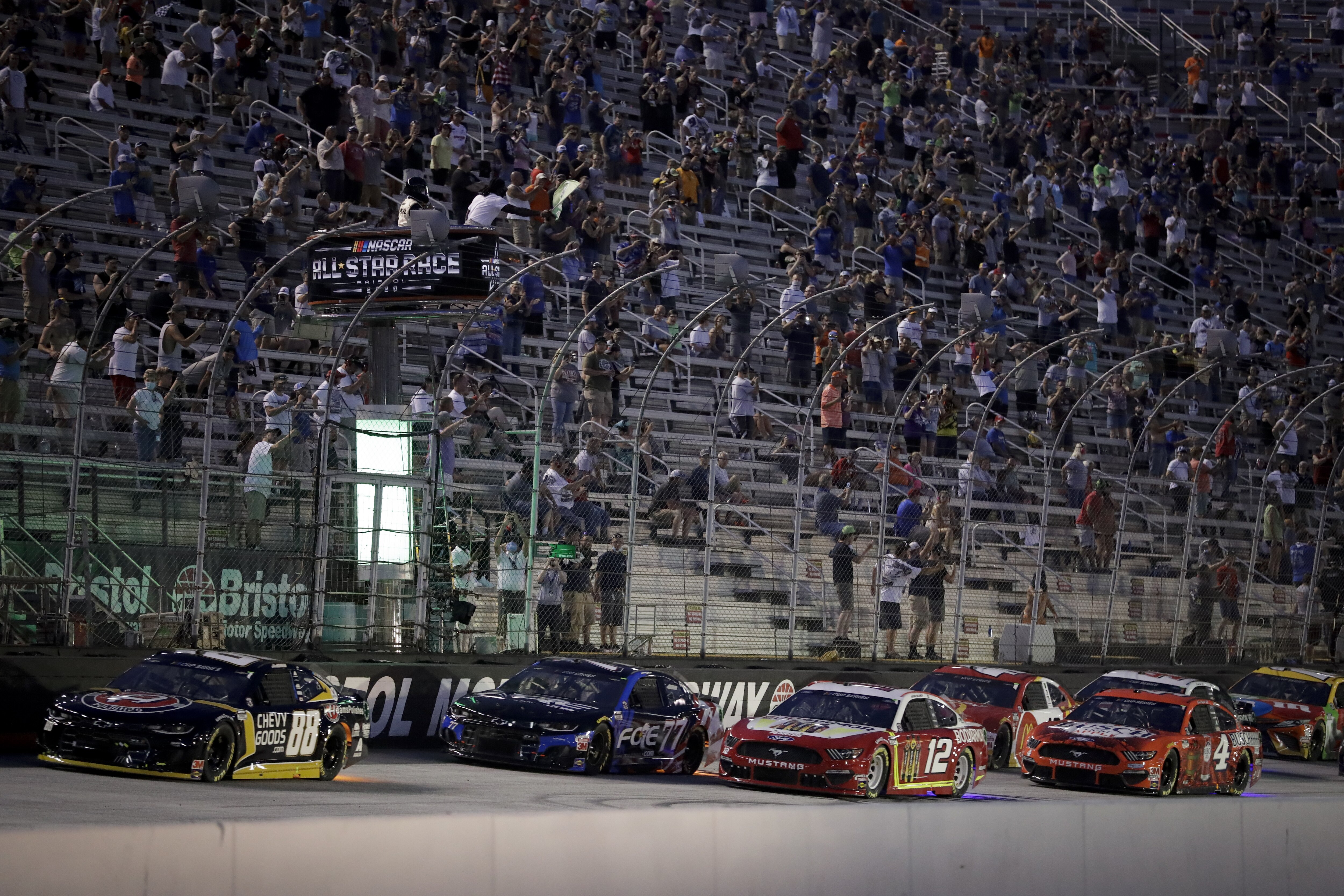 Nascar At Bristol 2021 Odds Tv Schedule Live Stream And Drivers Bleacher Report Latest News Videos And Highlights