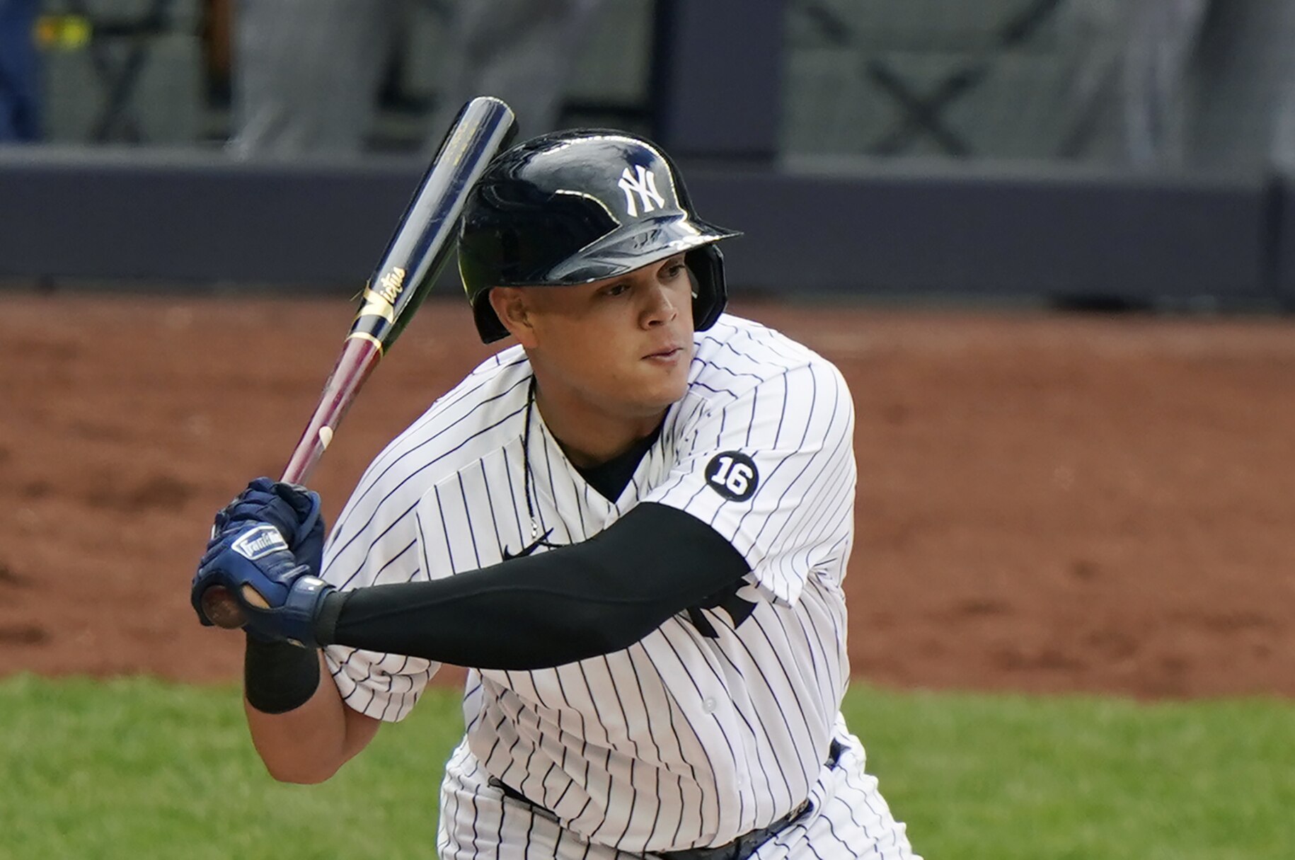 gio urshela bat