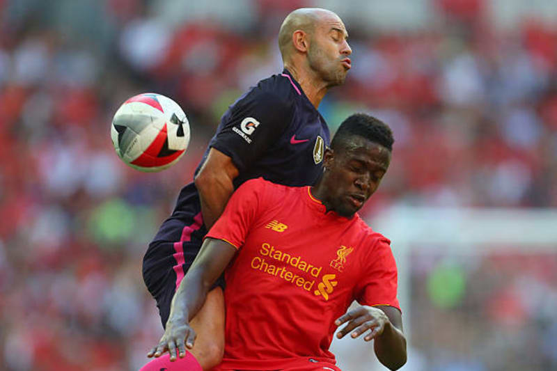 Liverpool S Current Xi Vs Active Past Players Xi Bleacher Report Latest News Videos And Highlights