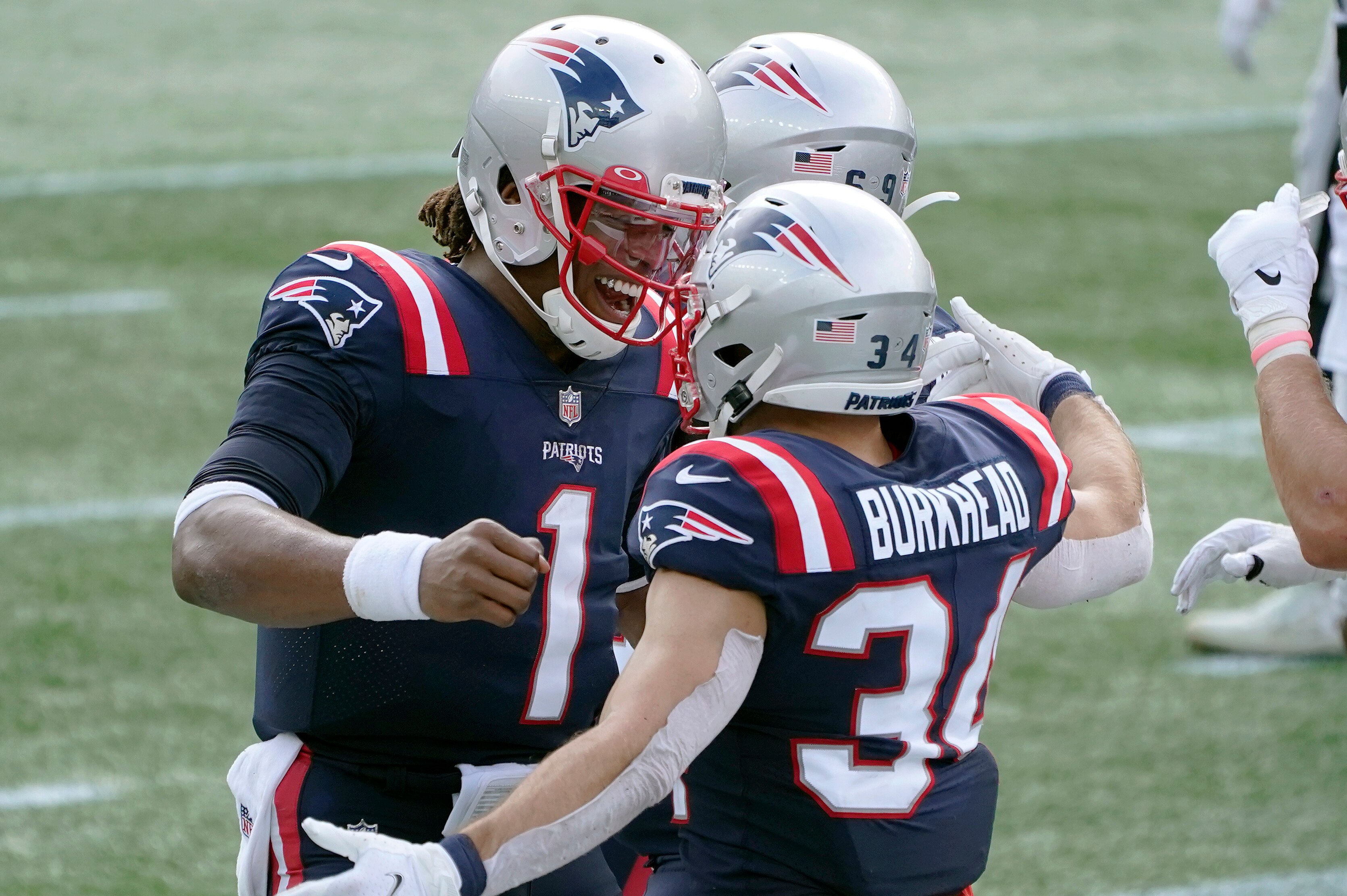 Patriots Beat Raiders 36 20