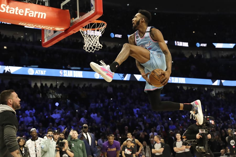 Report Nba Plans To Feature Dunk Contest During Halftime Of 21 All Star Game Bleacher Report Latest News Videos And Highlights