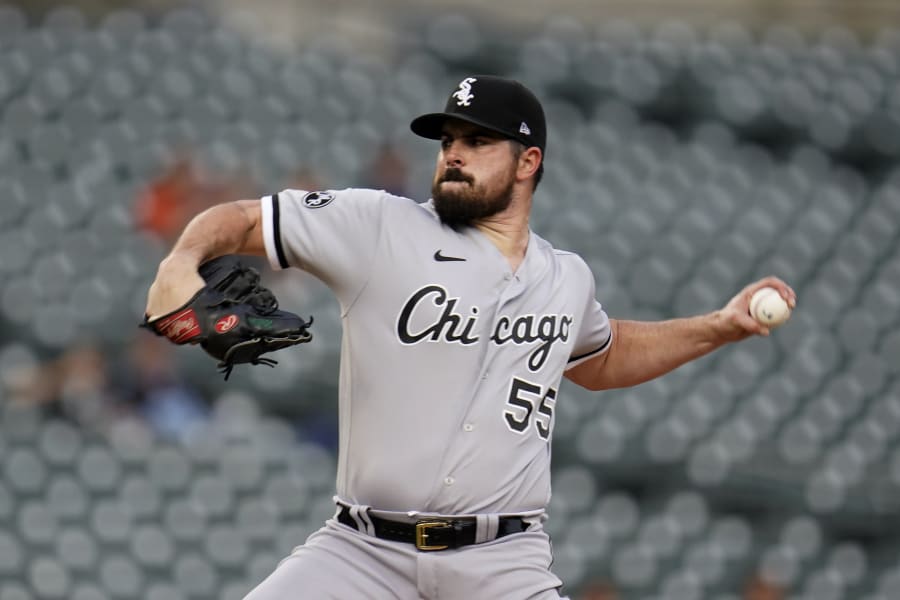 García, Grandal star as White Sox beat Astros 12-6 in ALDS