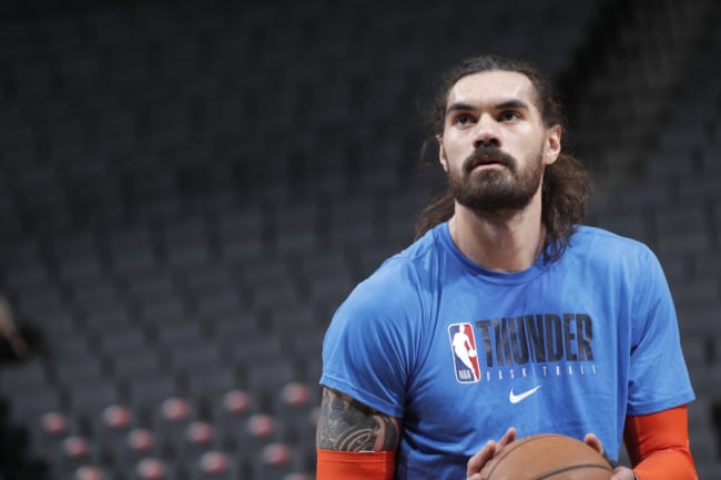 Steven Adams é o objeto mais inamovível da NBA